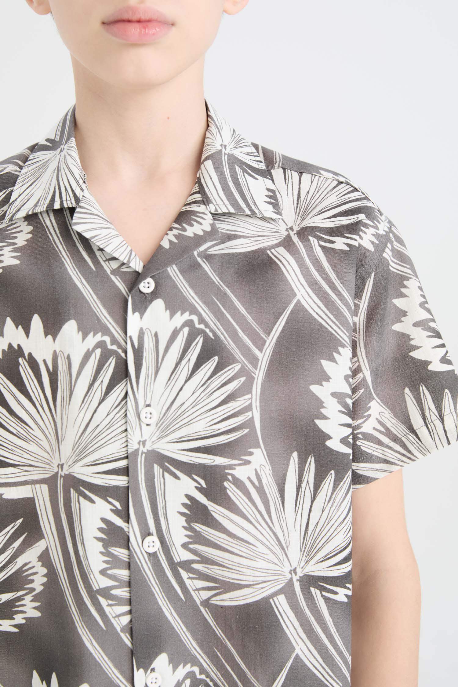 قميص بولو اولادي رمادي نص كم اوفر سايز