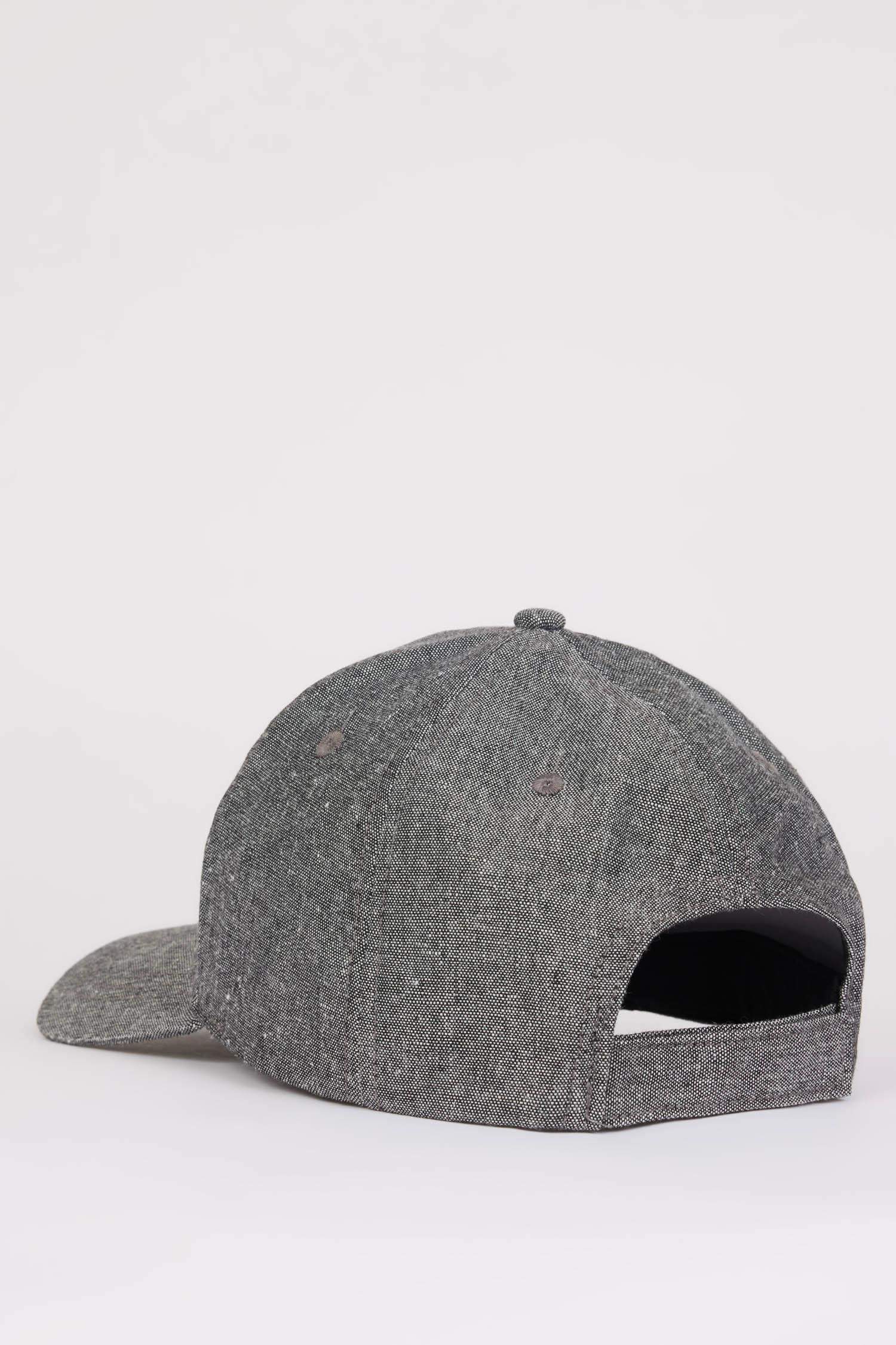 Man Embroidered Linen Blend Cap