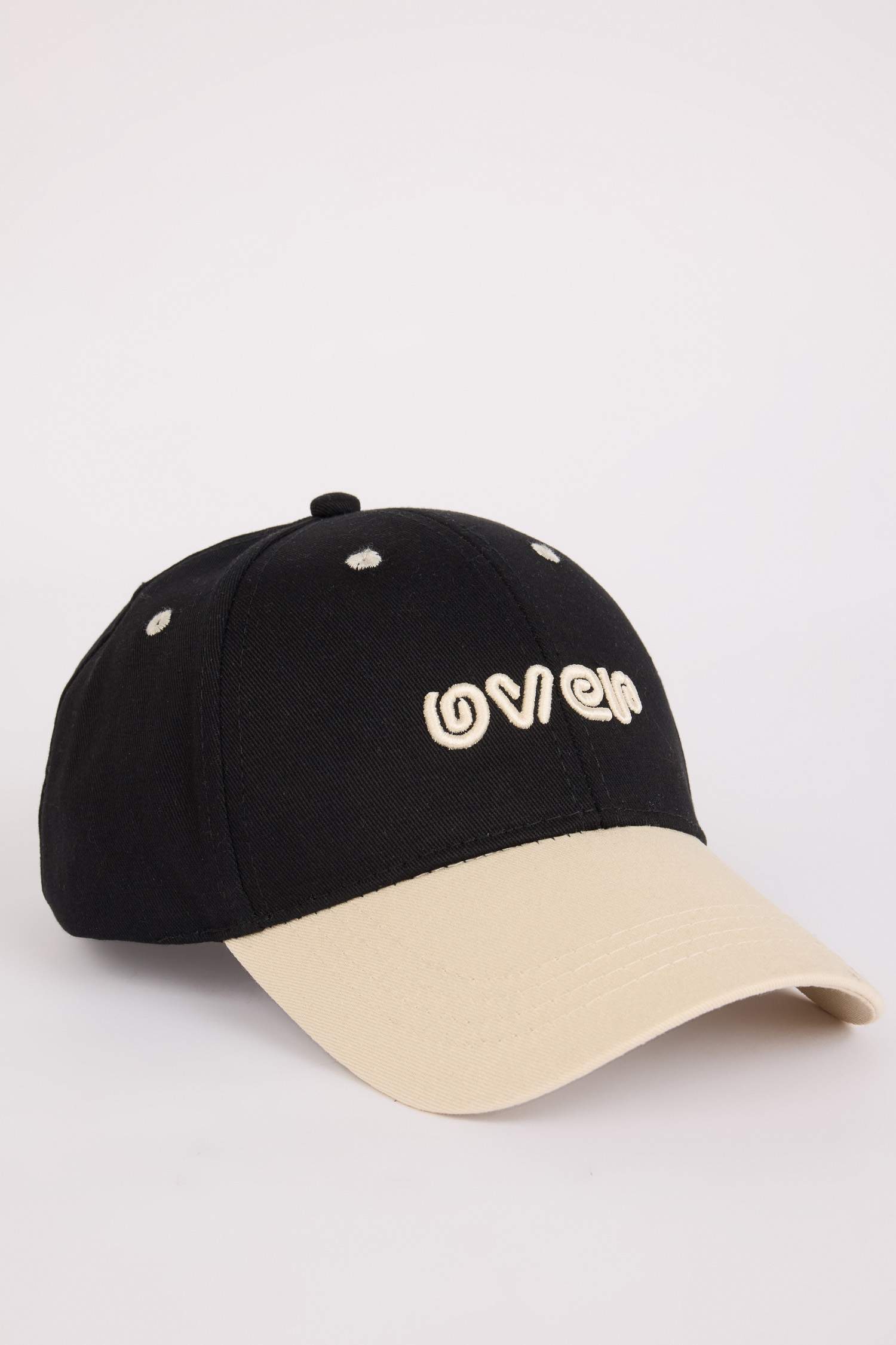Man Label Printed Woven Baseball Cap