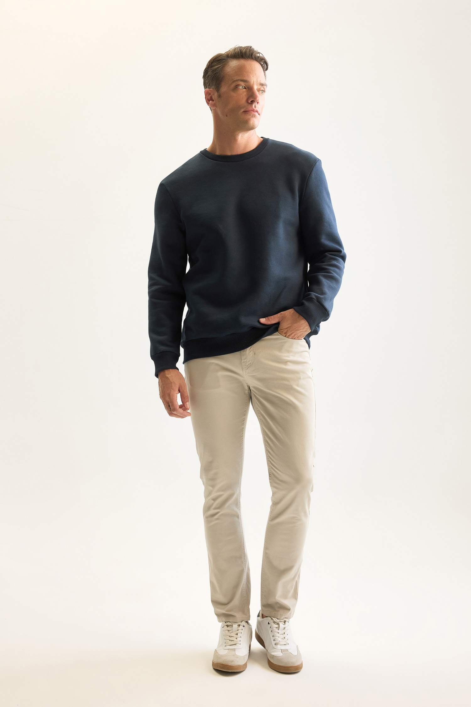 Lacivert 3 İplik Pamuklu Şardonlu İçi Polarlı Regular Fit Bisiklet Yaka Kalın Sweatshirt