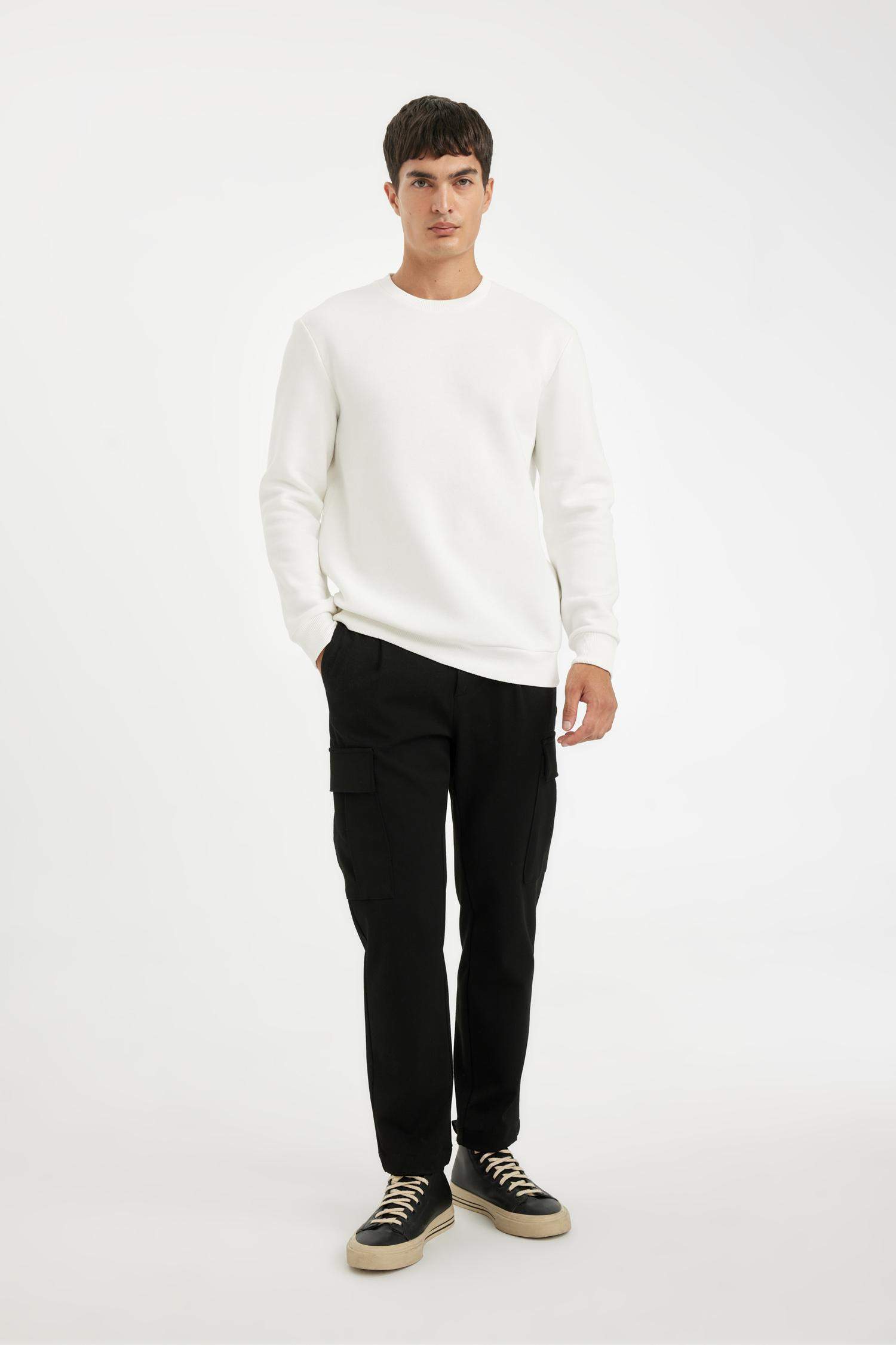 3 İplik Pamuklu Şardonlu İçi Polarlı Regular Fit Bisiklet Yaka Kalın Sweatshirt