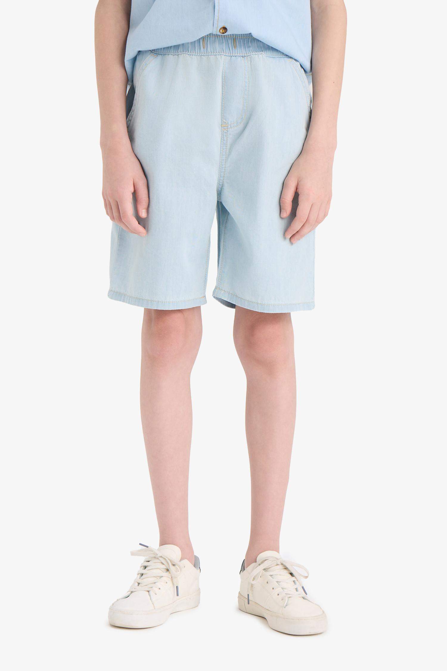 Elastic Band Denim Shorts