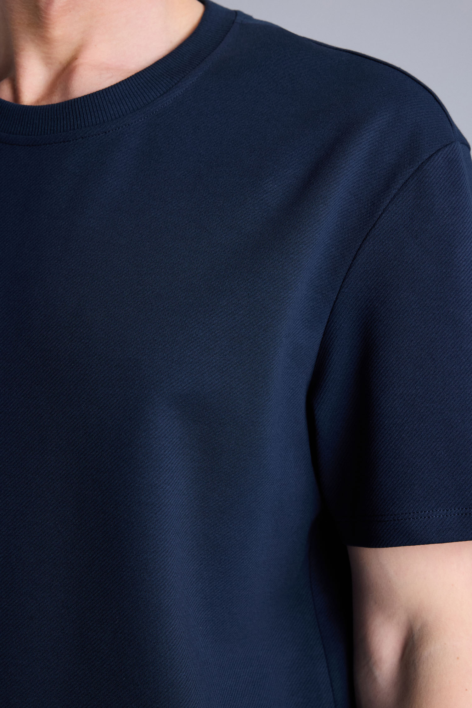 DeFacto Regular Fit Dokulu Basic Tişört görsel 4