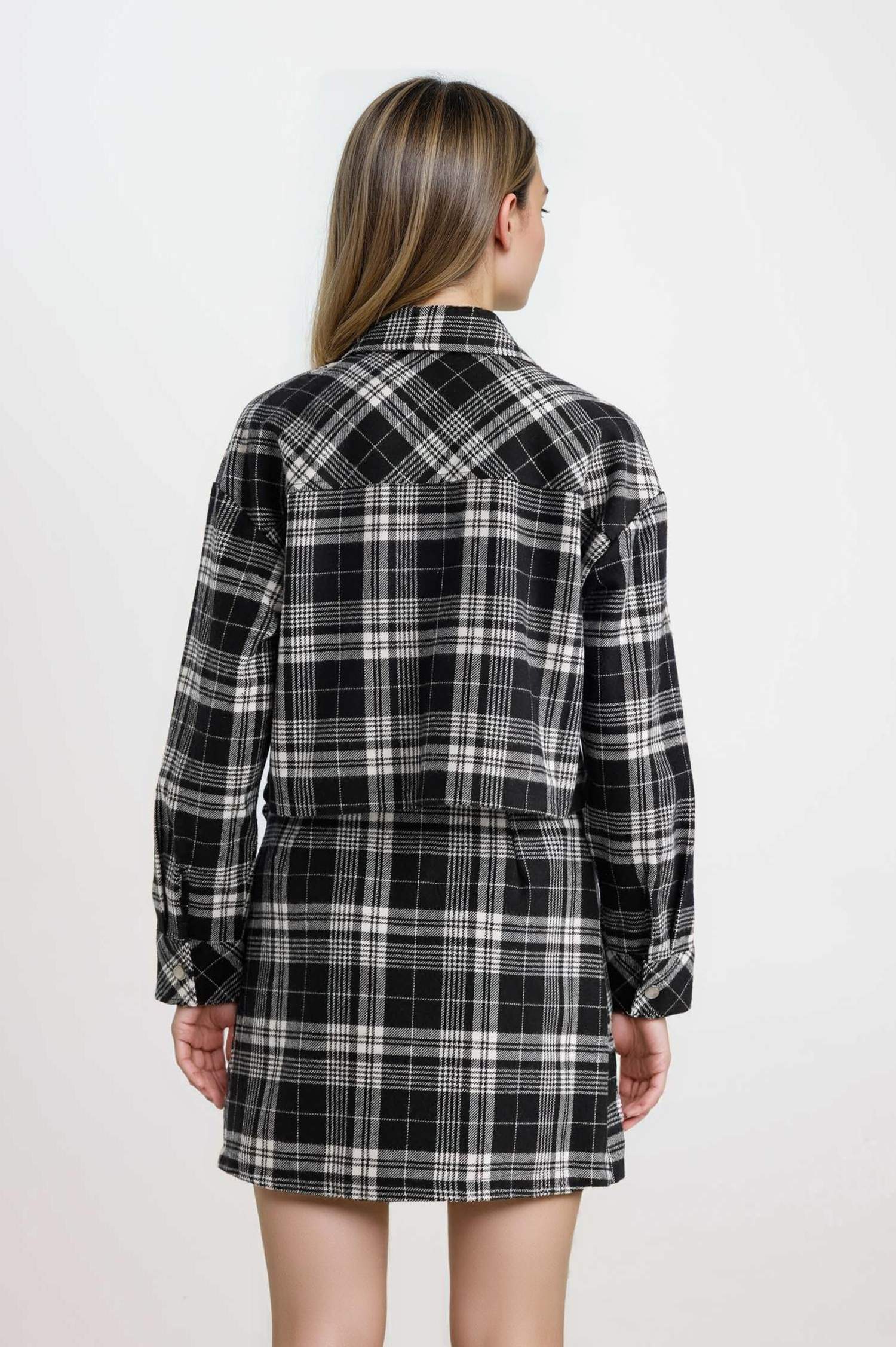 قميص كروب كاروهات اوفر سايز كم طويل