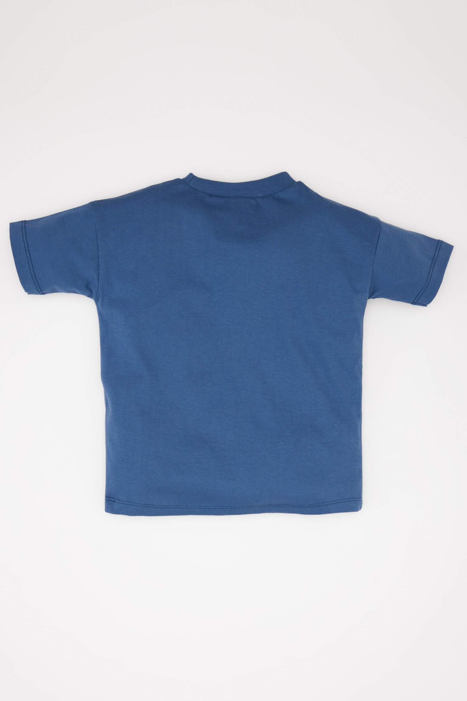 تيشيرت ولادي نص ردن قصة عادية بطبعة سيارة