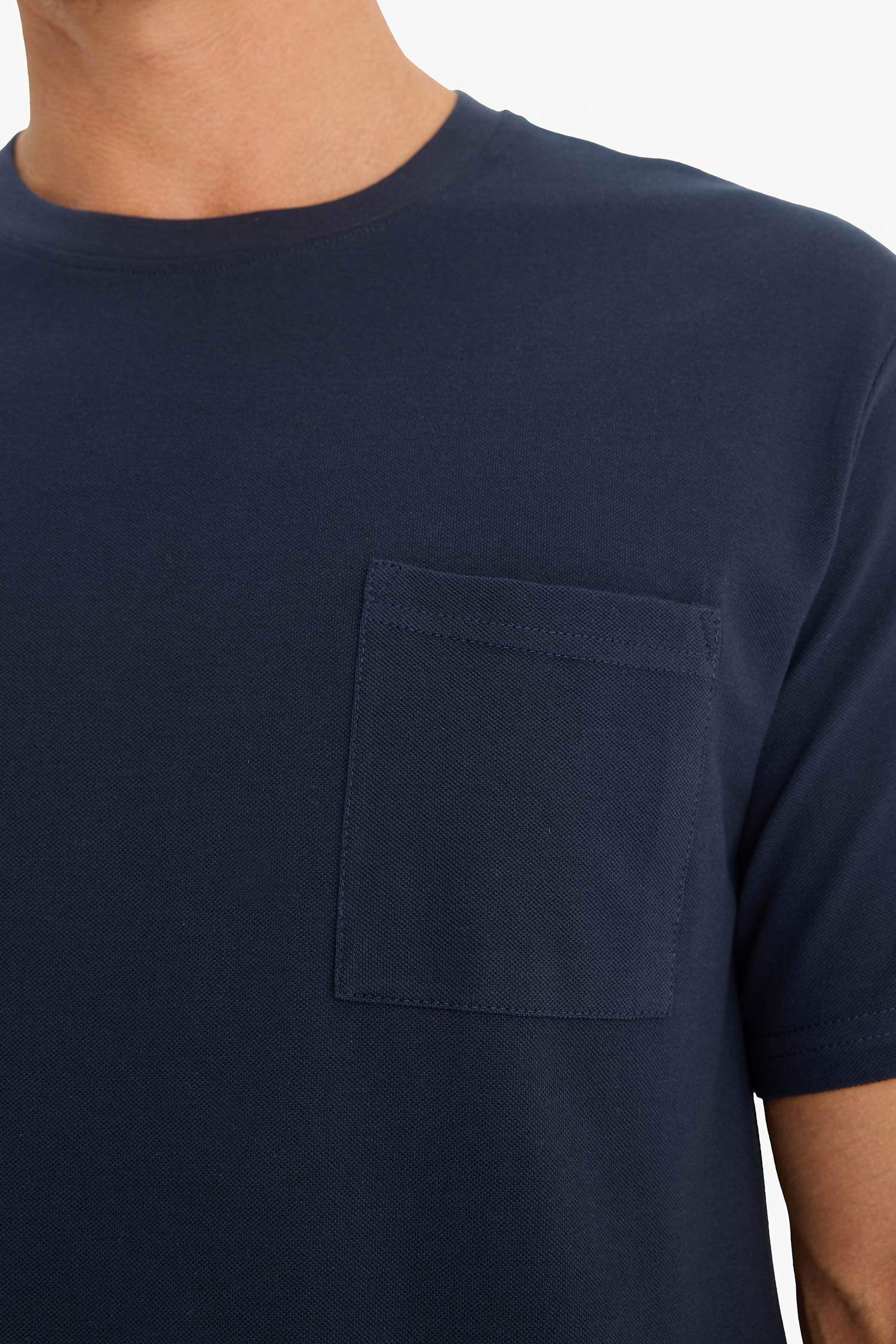 %100 Pamuk New Regular Fit Bisiklet Yaka Kısa Kollu Basic Düz Pike Tişört