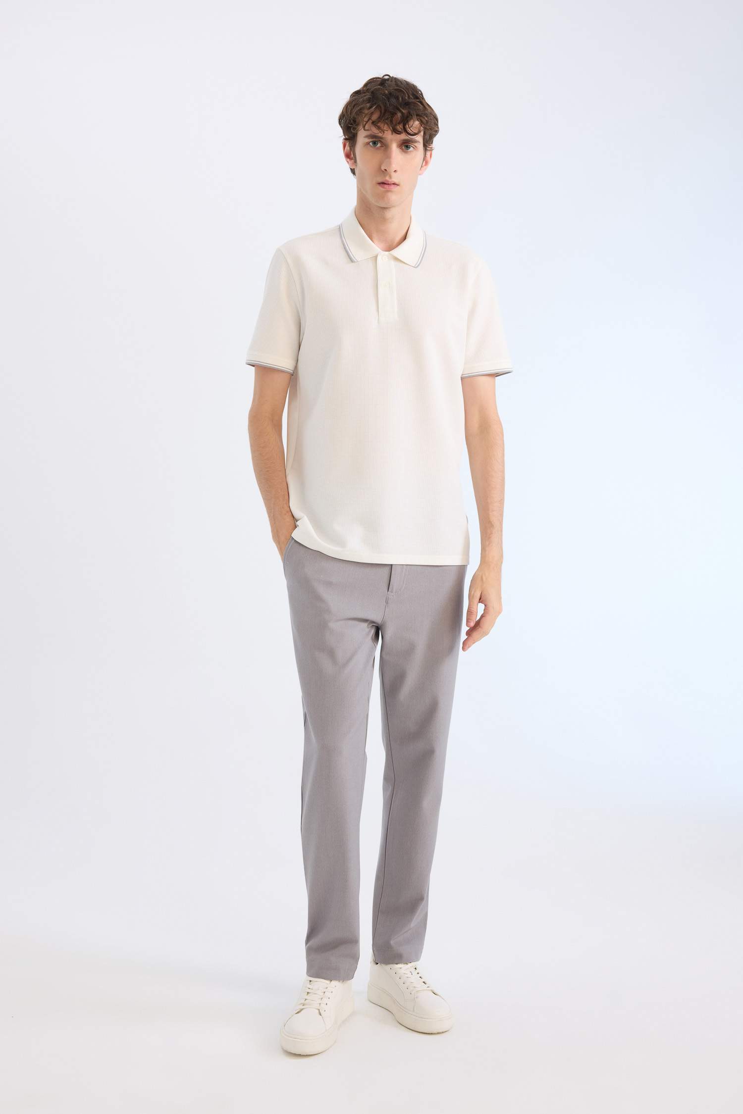 تيشيرت بولو نص ردن وافل قصة عادية