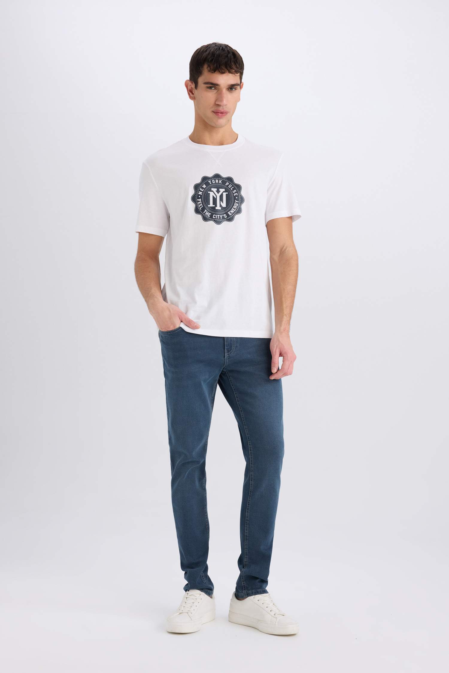 تيشيرت نص ردن قصة عادية بياخة مستديرة