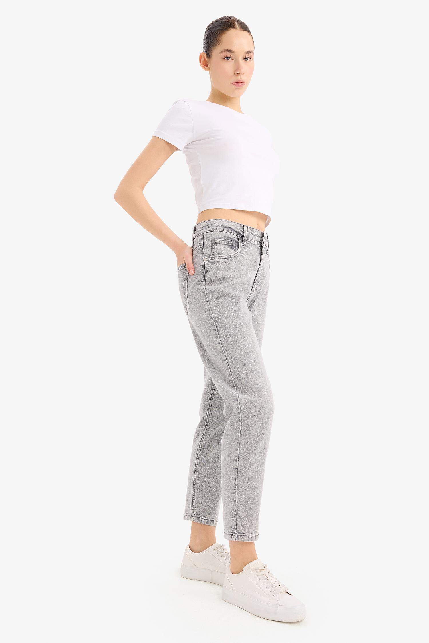 Lina Comfort Mom Normal Bel Düz Paça Jean Kar Yıkamalı Pantolon