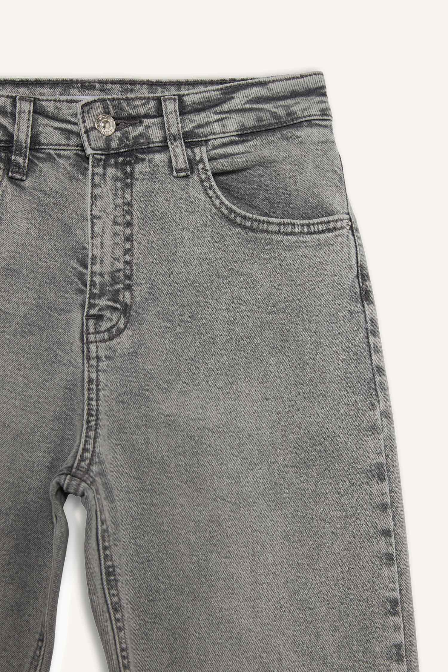 Lina Comfort Mom Normal Bel Düz Paça Jean Kar Yıkamalı Pantolon