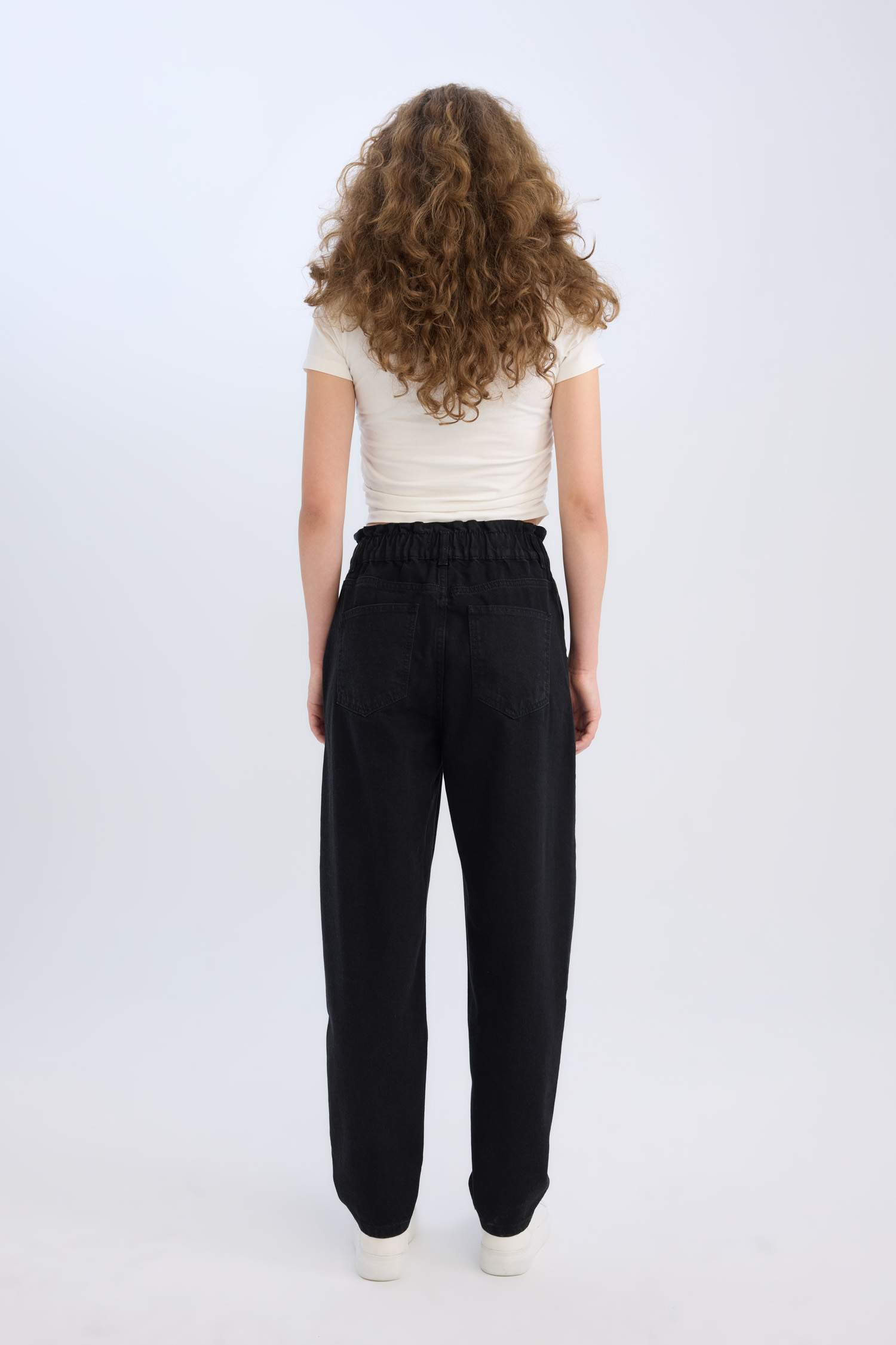 Paperbag High Waist Straight Leg Washed Jeans