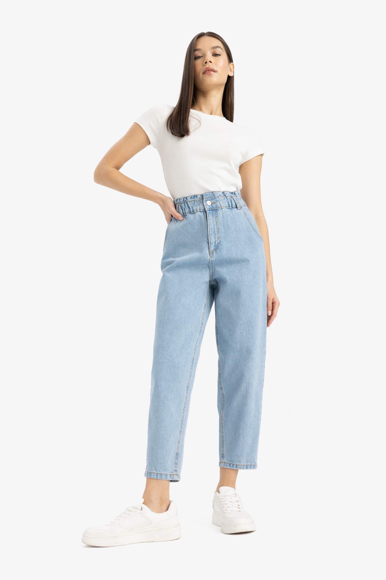 Paperbag High Waist Straight Leg Jeans