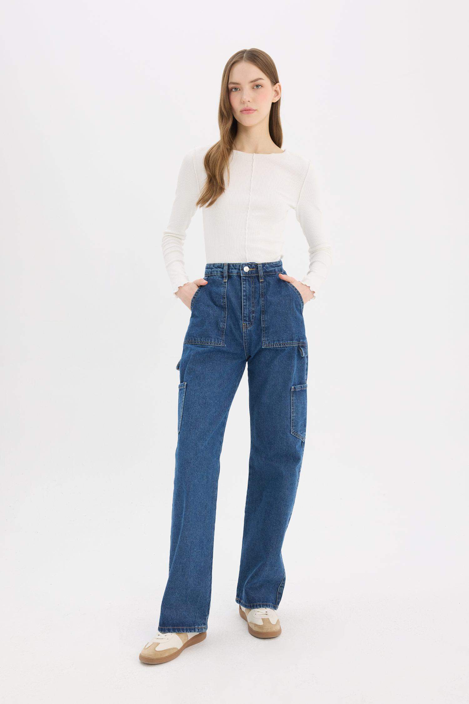 بنطرون جينز كارجو برجل واسع بجيب وخصر عالي