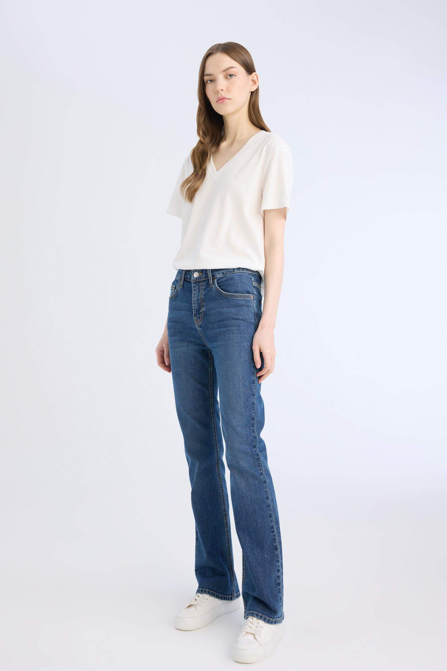 سروال جينز وايد ليج