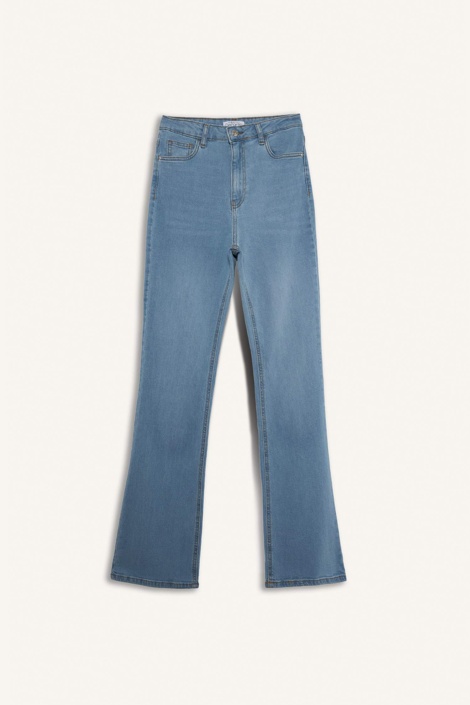 بنطرون جينز سليم فلير فيت برجل عادي وخصر عالي