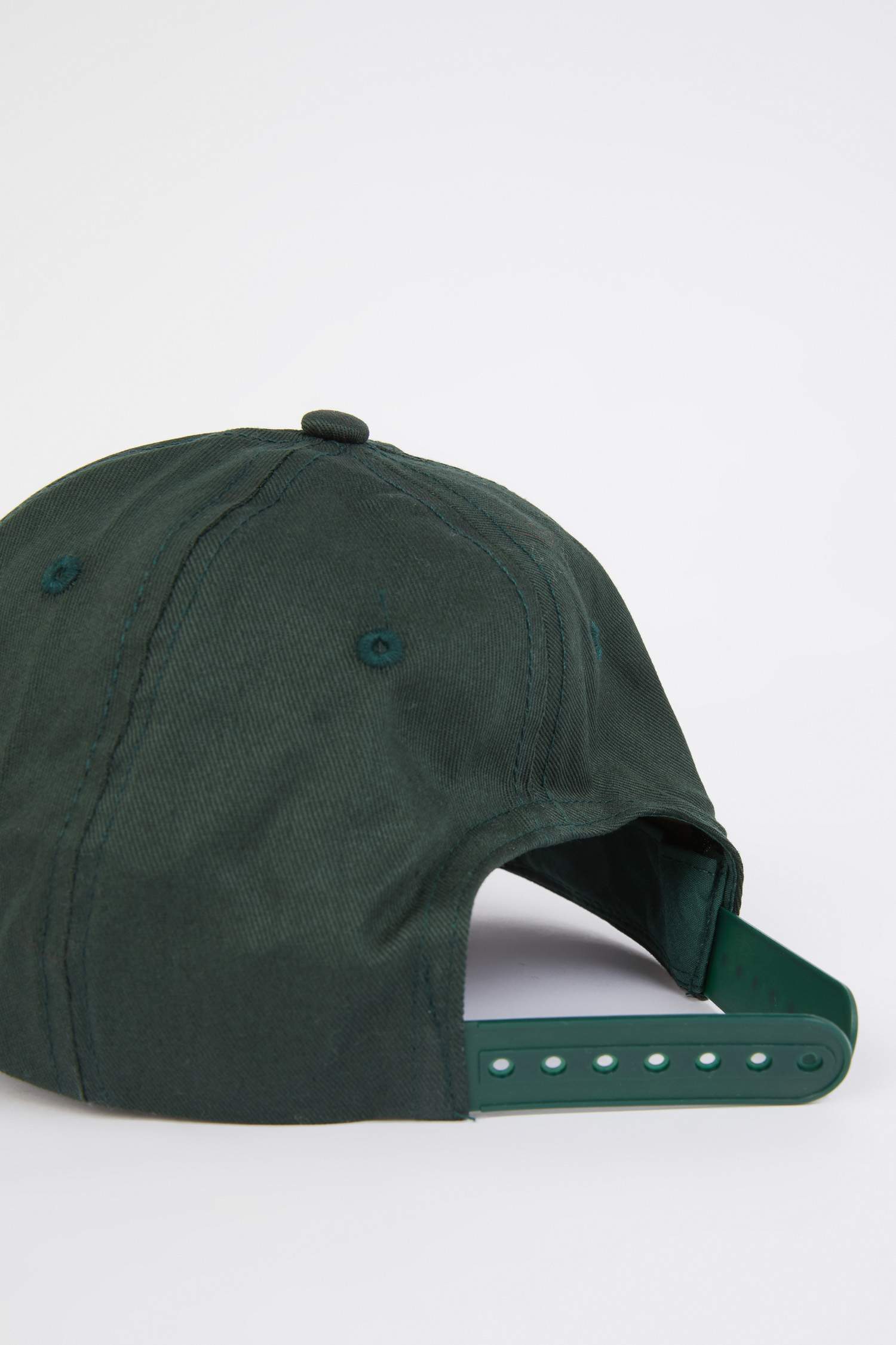 كاب بيسبول حريمي منسوج باتكيت