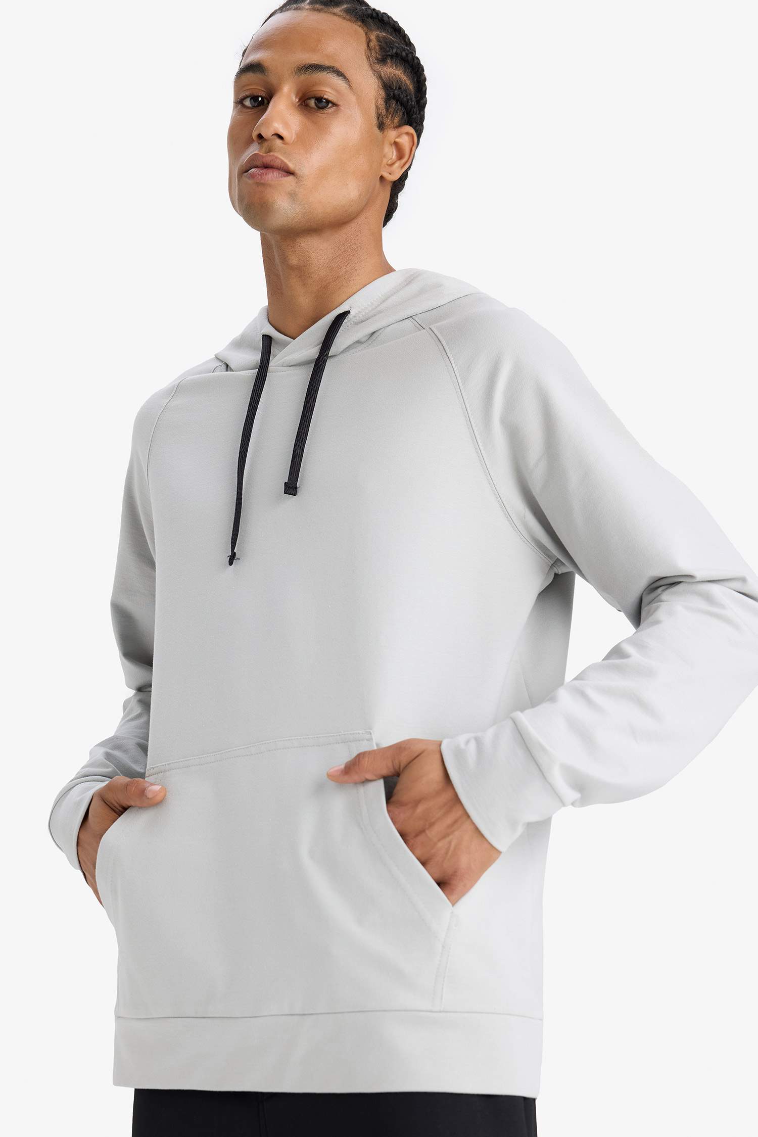 DeFactoFit Standart Fit Kapüşonlu Sporcu Sweatshirt