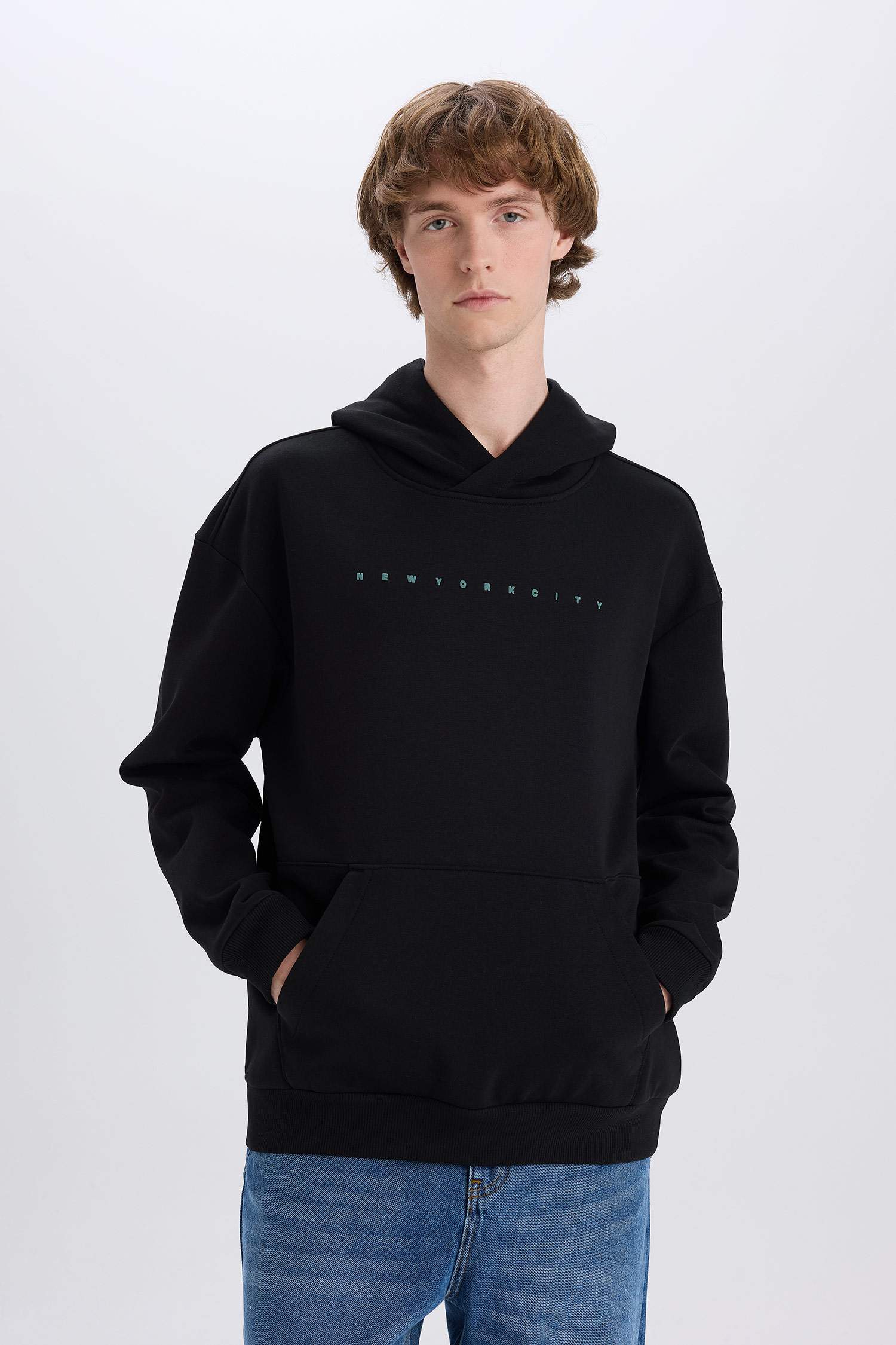 Boxy Fit Kapüşonlu Sırt Baskılı Sweatshirt