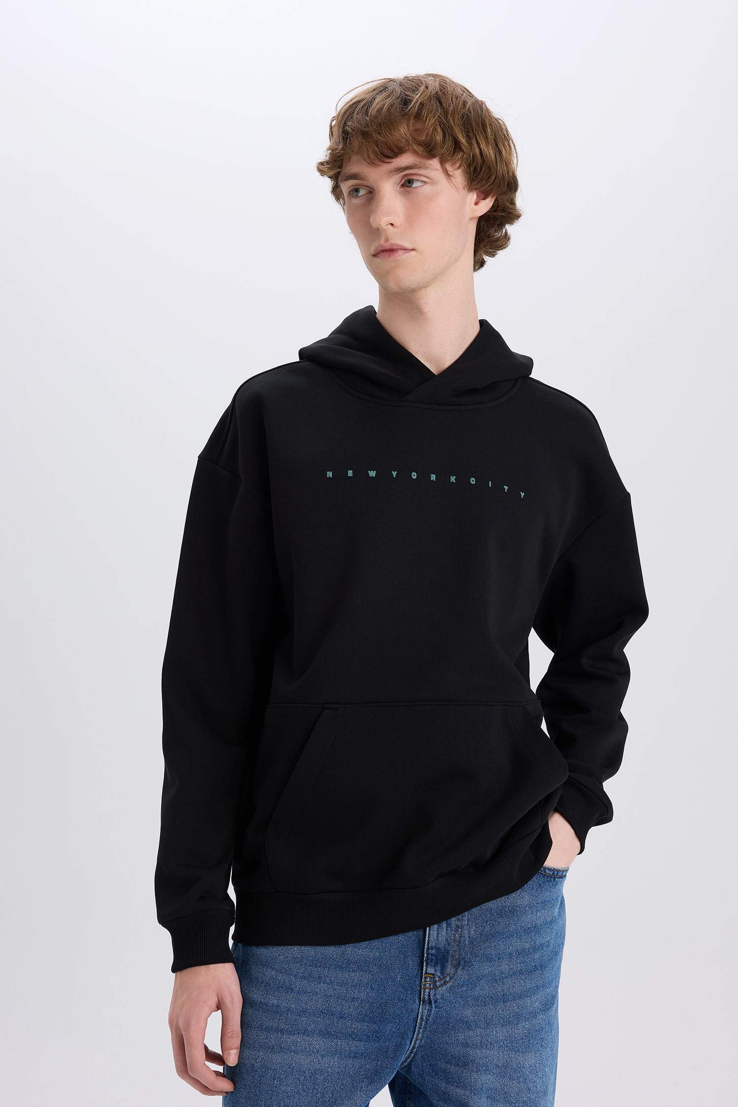 Boxy Fit Kapüşonlu Sırt Baskılı Sweatshirt
