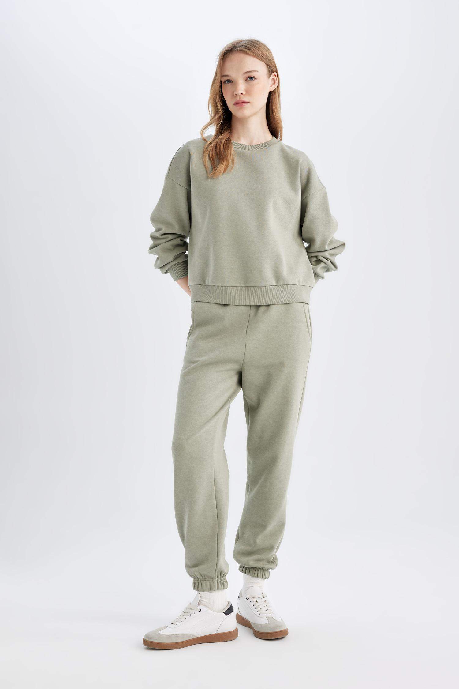 Regular Fit Normal Kalıp Basic Düz İçi Kalın Polarlı Eşofman Takımı 