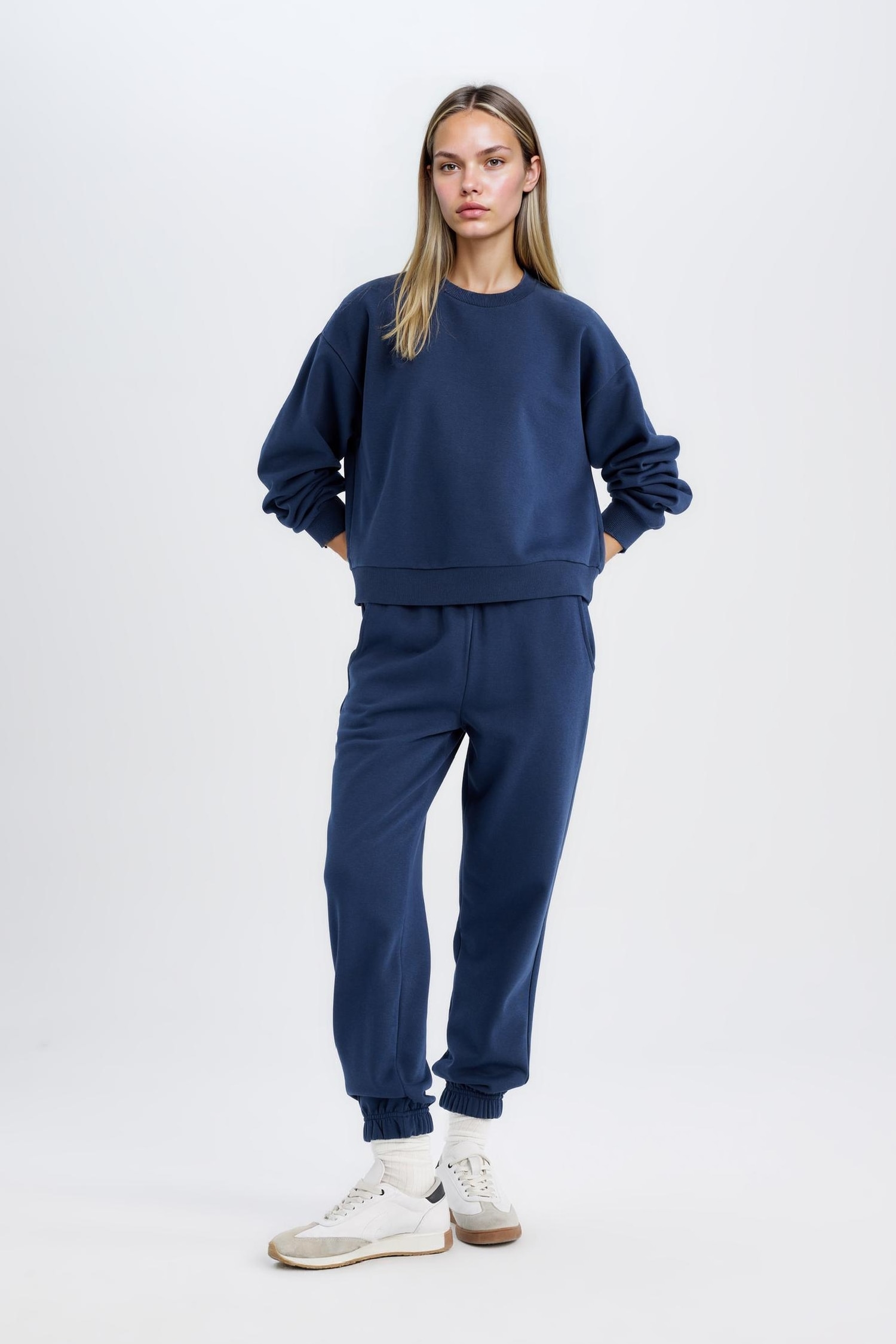 Regular Fit Normal Kalıp Basic İçi Kalın Polarlı Eşofman Takımı