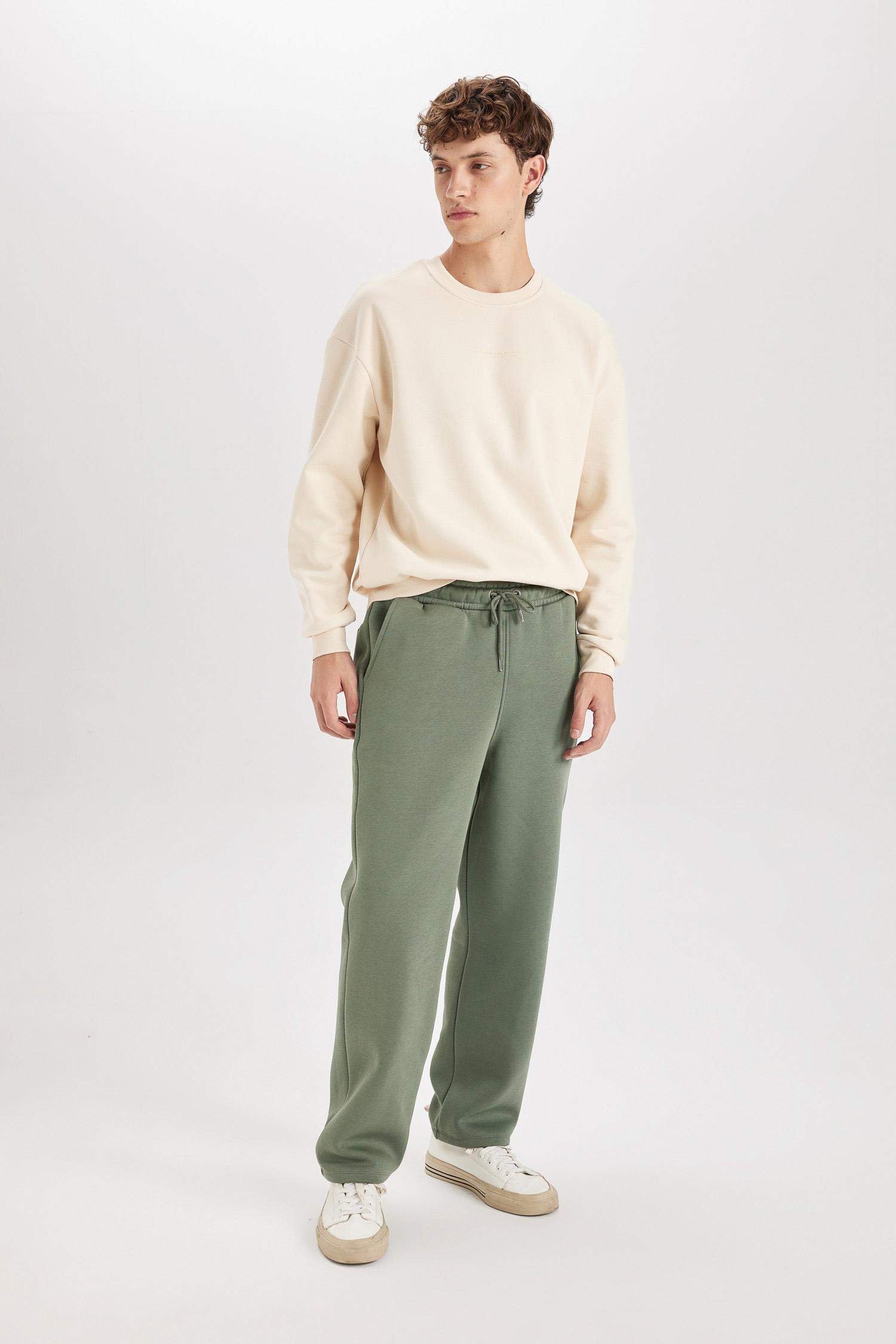 Штаны свободного кроя из плотной ткани