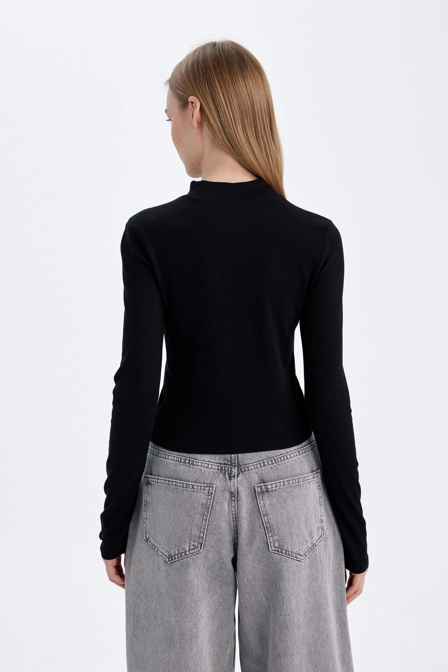 Fitted Half Turtleneck Modal Basic Long Sleeve Black T-Shirt