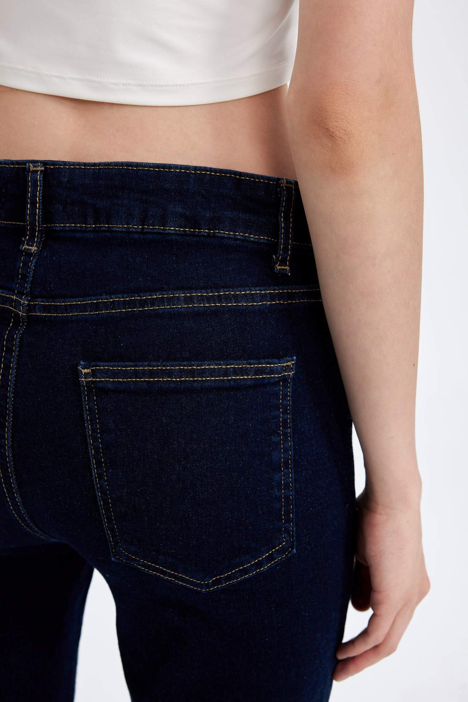 Mia High Waist Long Jeans