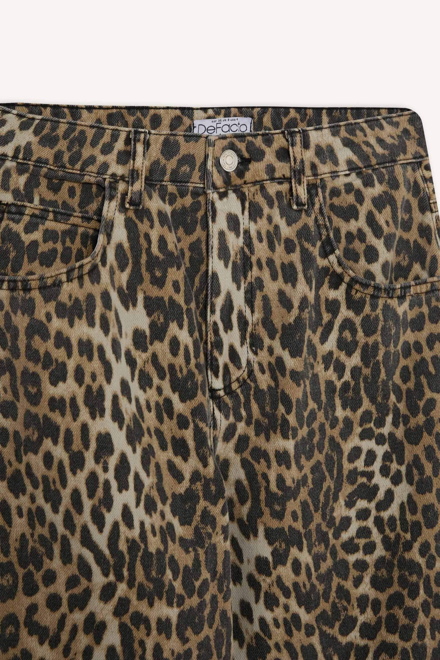 Baggy Fit Leopar Desenli Yüksek Bel Standart Boy Gabardin Pantolon