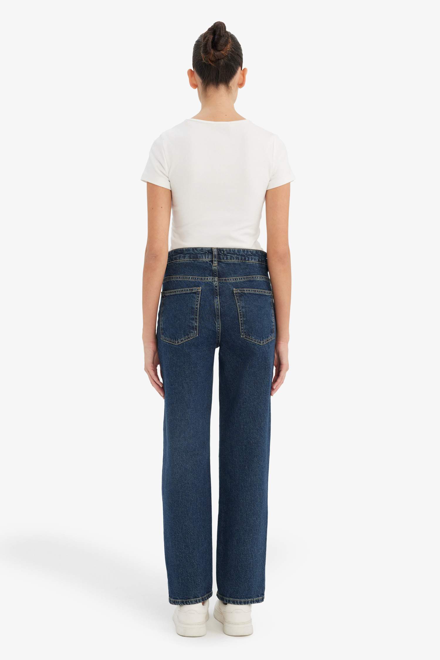 Comfort Straight Yüksek Bel Bilek Boy Jean Yıkamalı Pantolon