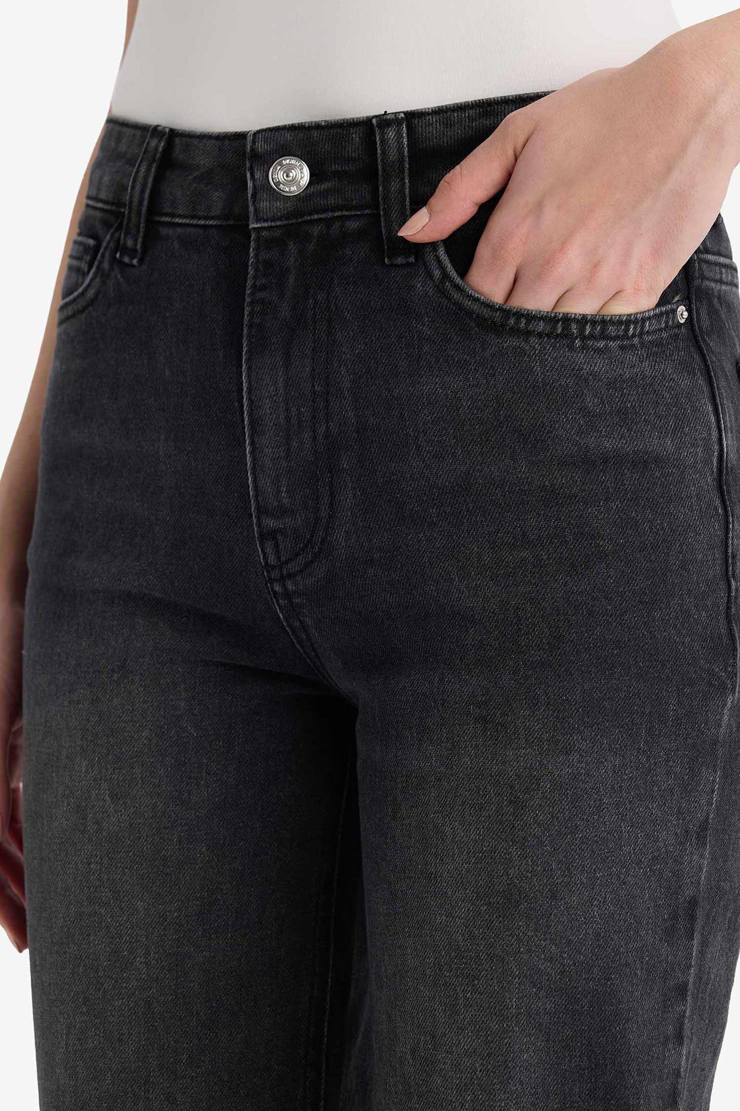 DeFacto Comfort Straıght Yüksek Bel Bilek Boy Jean Yıkamalı Pantolon görsel 5