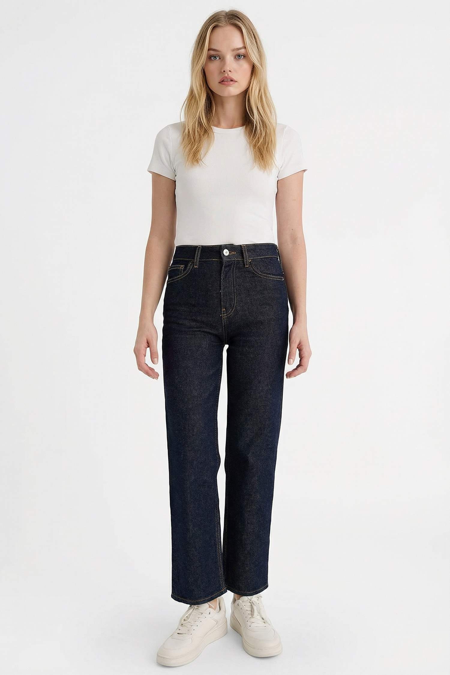 Comfort Straight Yüksek Bel Bilek Boy Jean Yıkamalı Pantolon