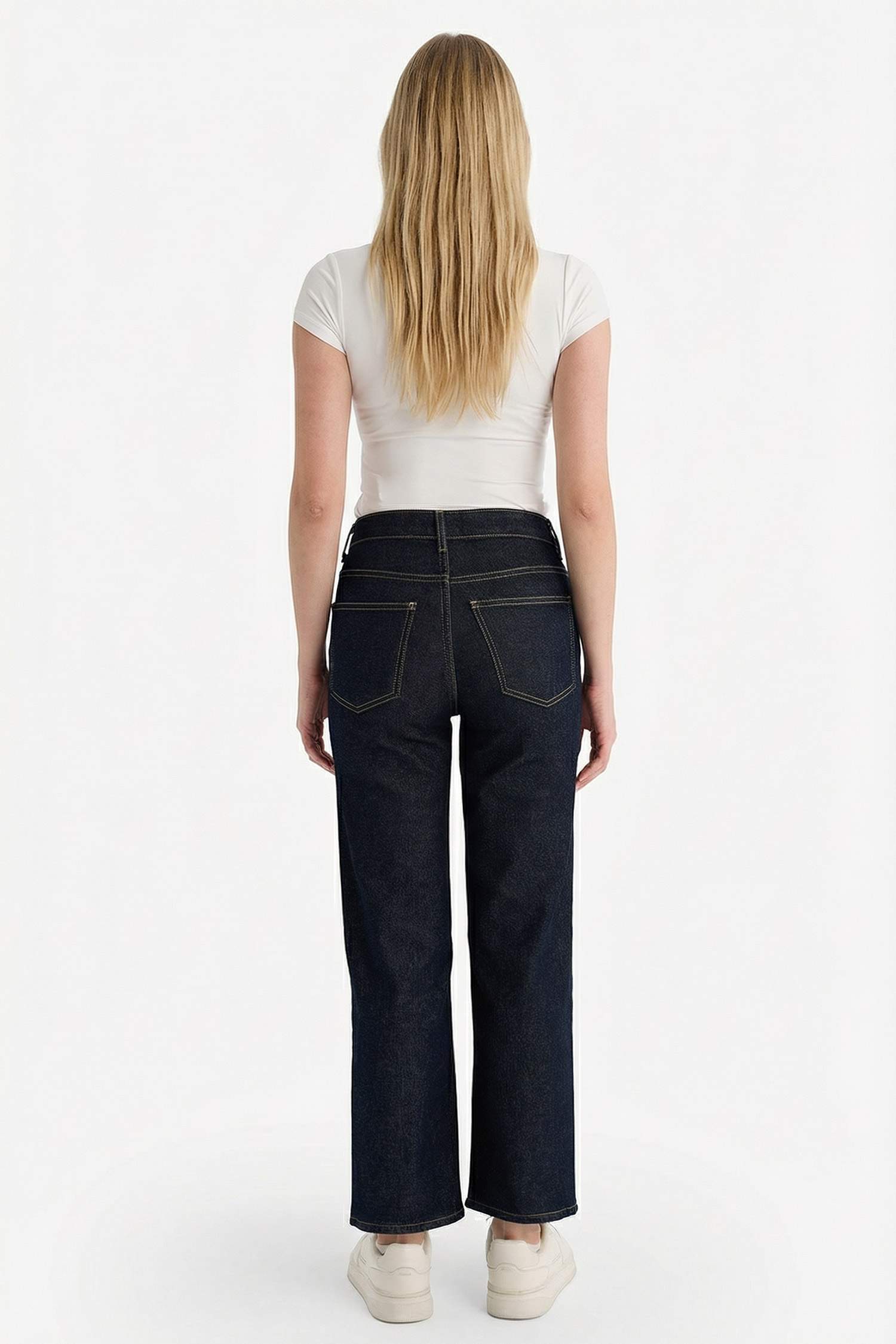 Comfort Straight Yüksek Bel Bilek Boy Jean Yıkamalı Pantolon