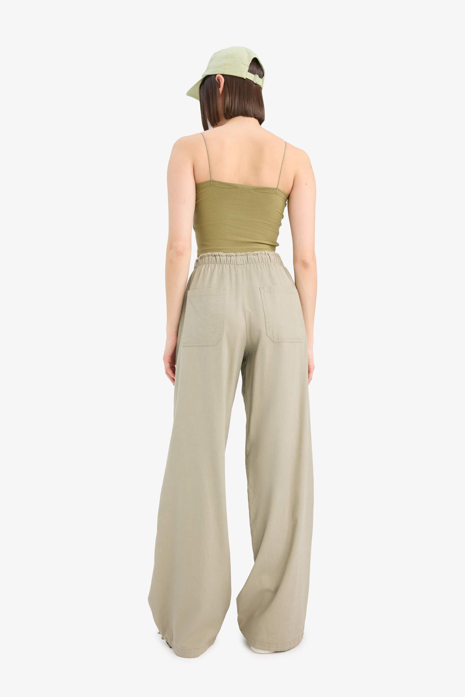 بنطرون برجل واسع وايد ليج من مزيج الكتان وخصر عادي