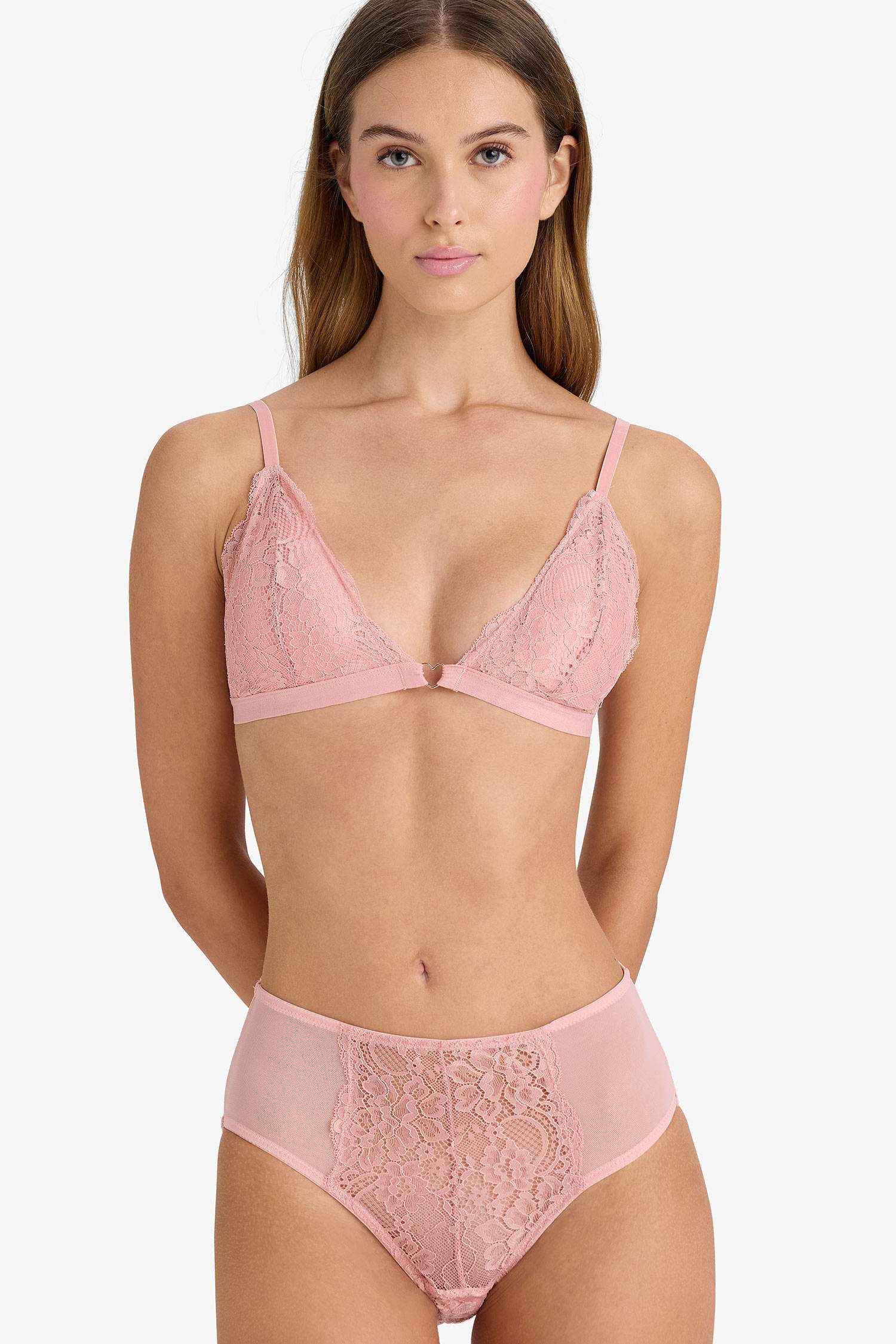 Lace Detailed Removable Padded Bra