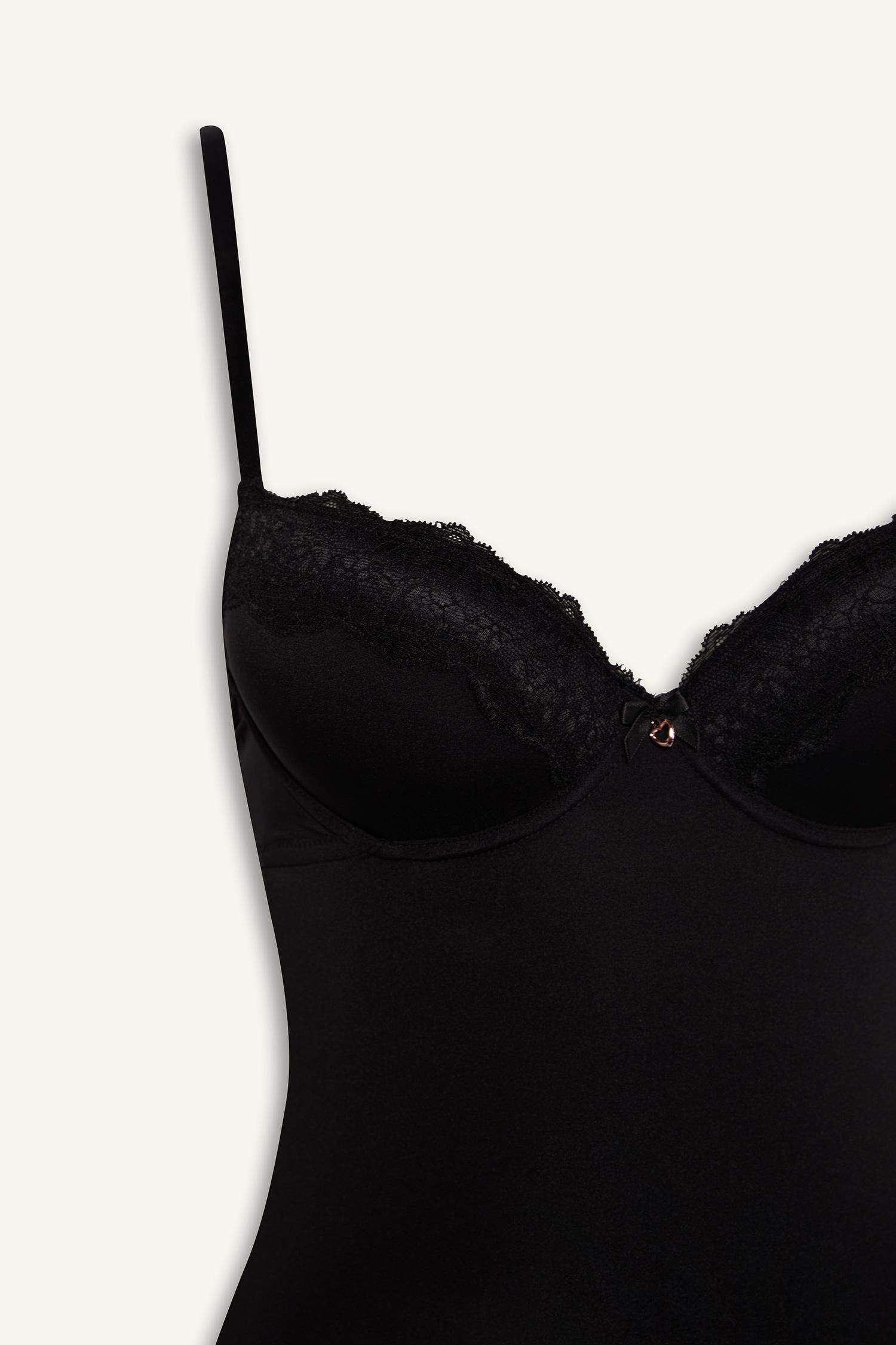 Yarım Dolgulu Dantel Detaylı Bodysuit-Fall in Love