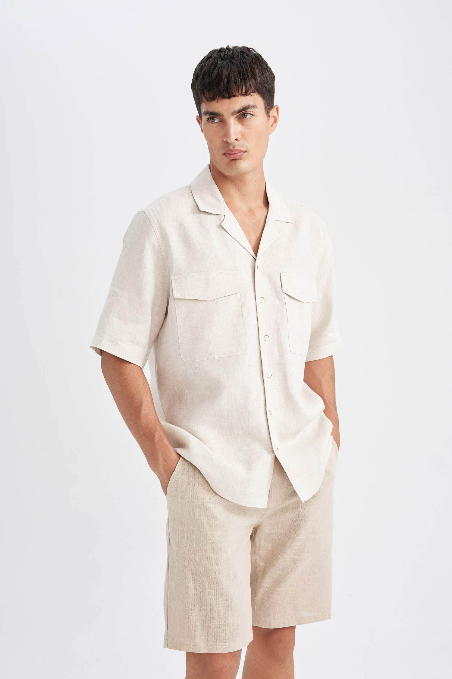 Short Bermuda en coton à taille élastique et poches