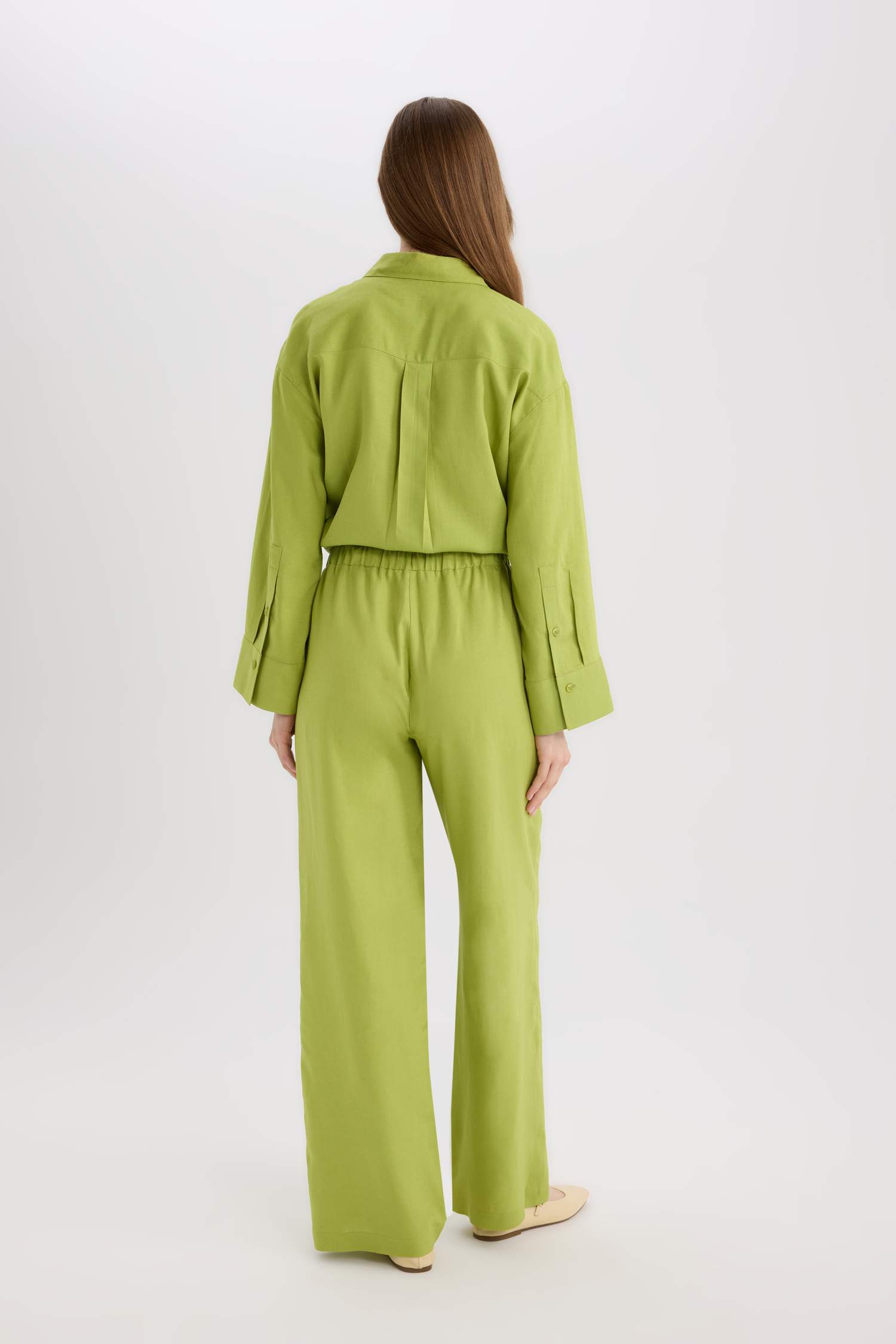 بنطرون وايد ليج برجل واسع من مزيج الكتان