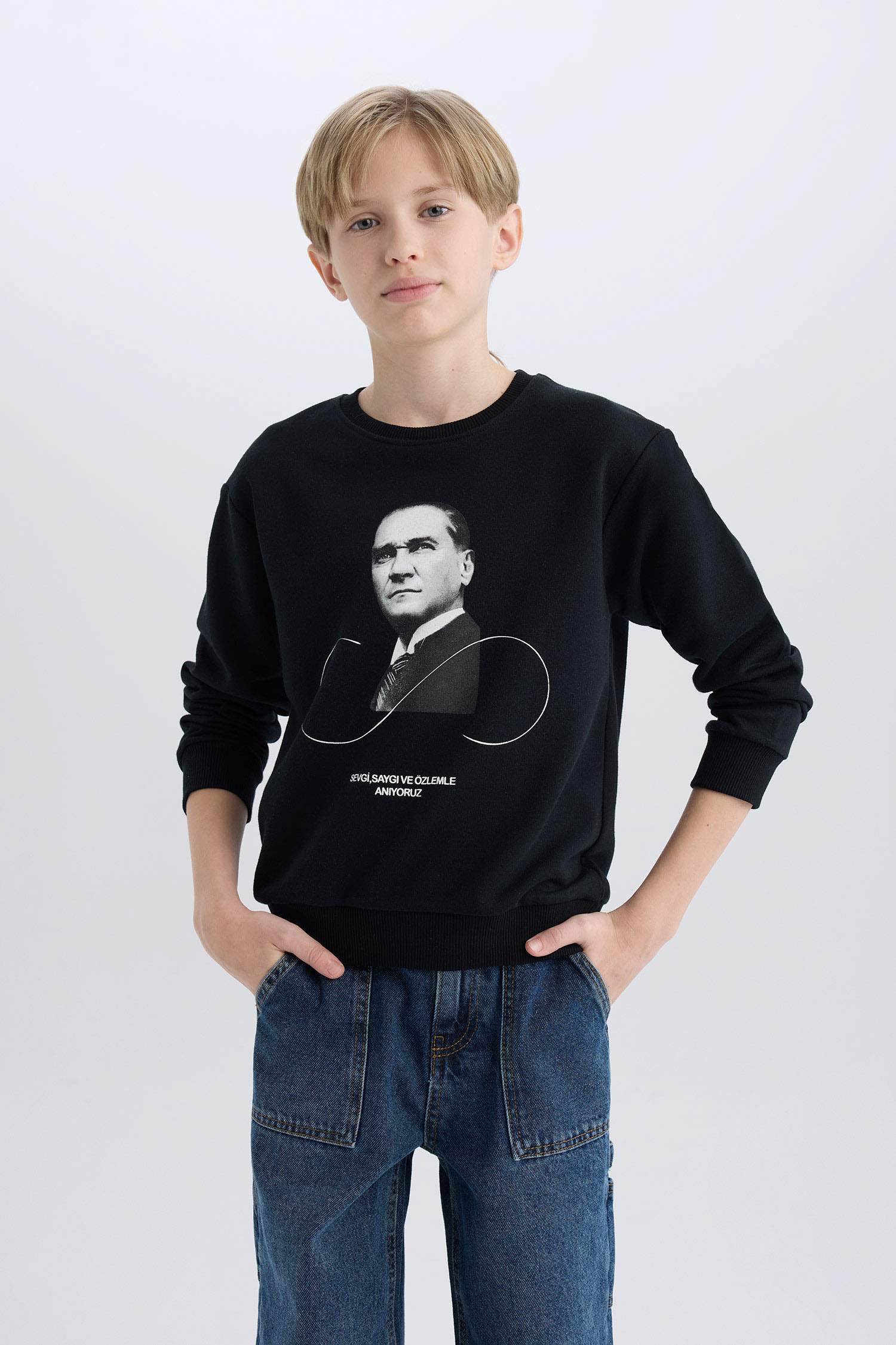Erkek Çocuk Bisiklet Yaka Atatürk Baskılı Sweatshirt
