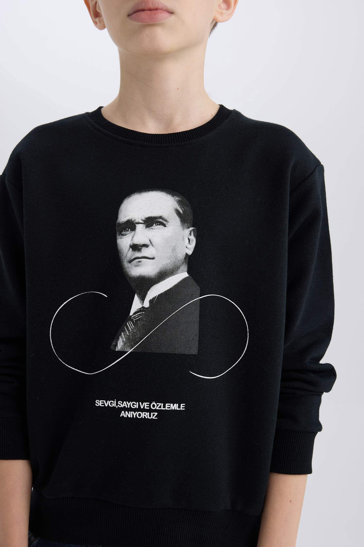 Erkek Çocuk Bisiklet Yaka Atatürk Baskılı Sweatshirt