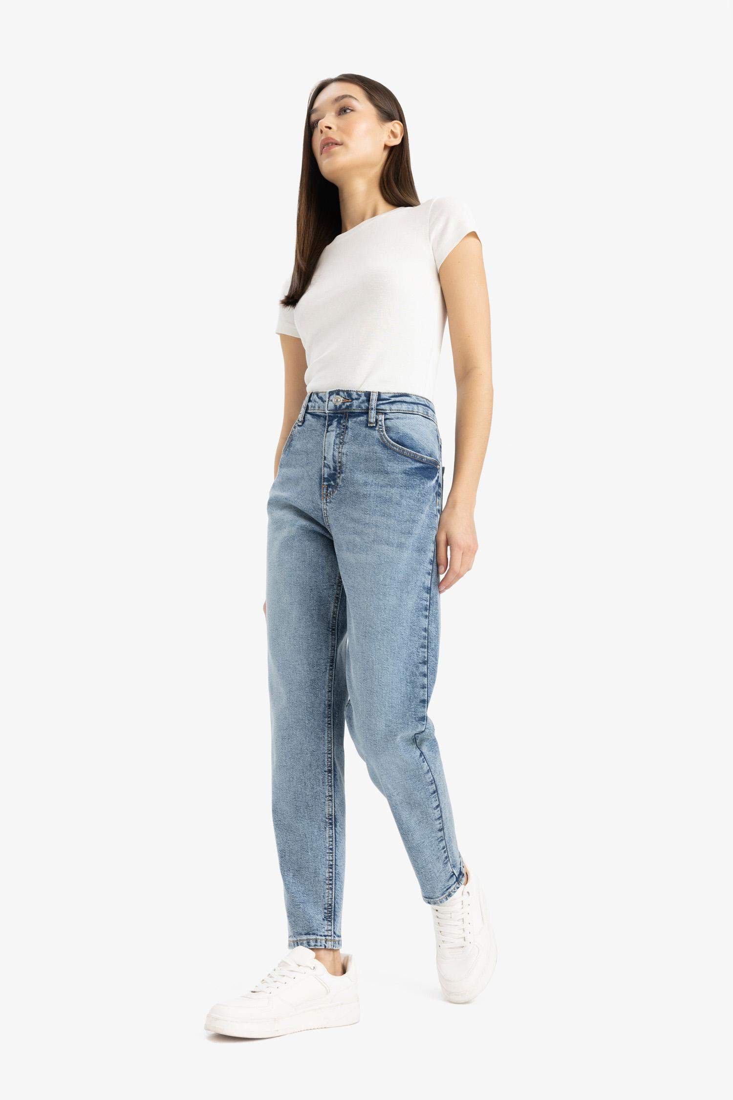 Lina Comfort Mom Normal Bel Düz Paça Jean Kar Yıkamalı Pantolon