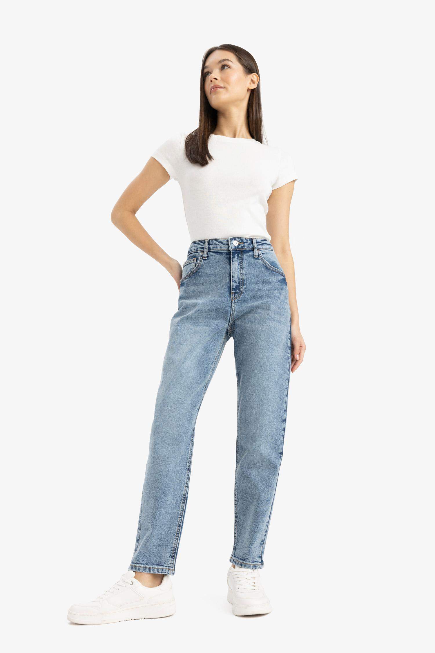 Lina Comfort Mom Normal Bel Düz Paça Jean Kar Yıkamalı Pantolon