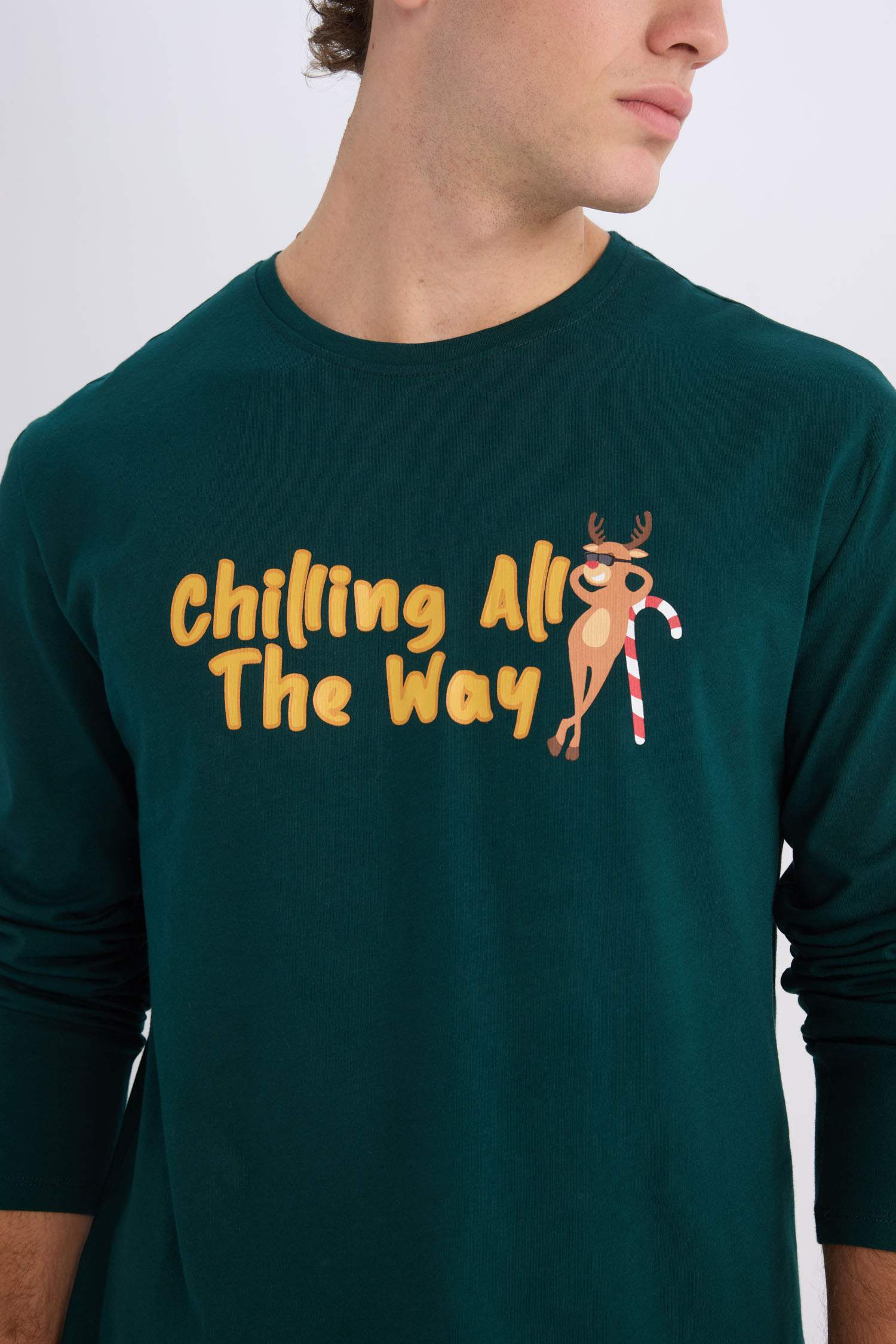 Yılbaşı Temalı Pijama Takımı Bisiklet Yaka Baskılı Uzun Kollu Üst Uzun Alt