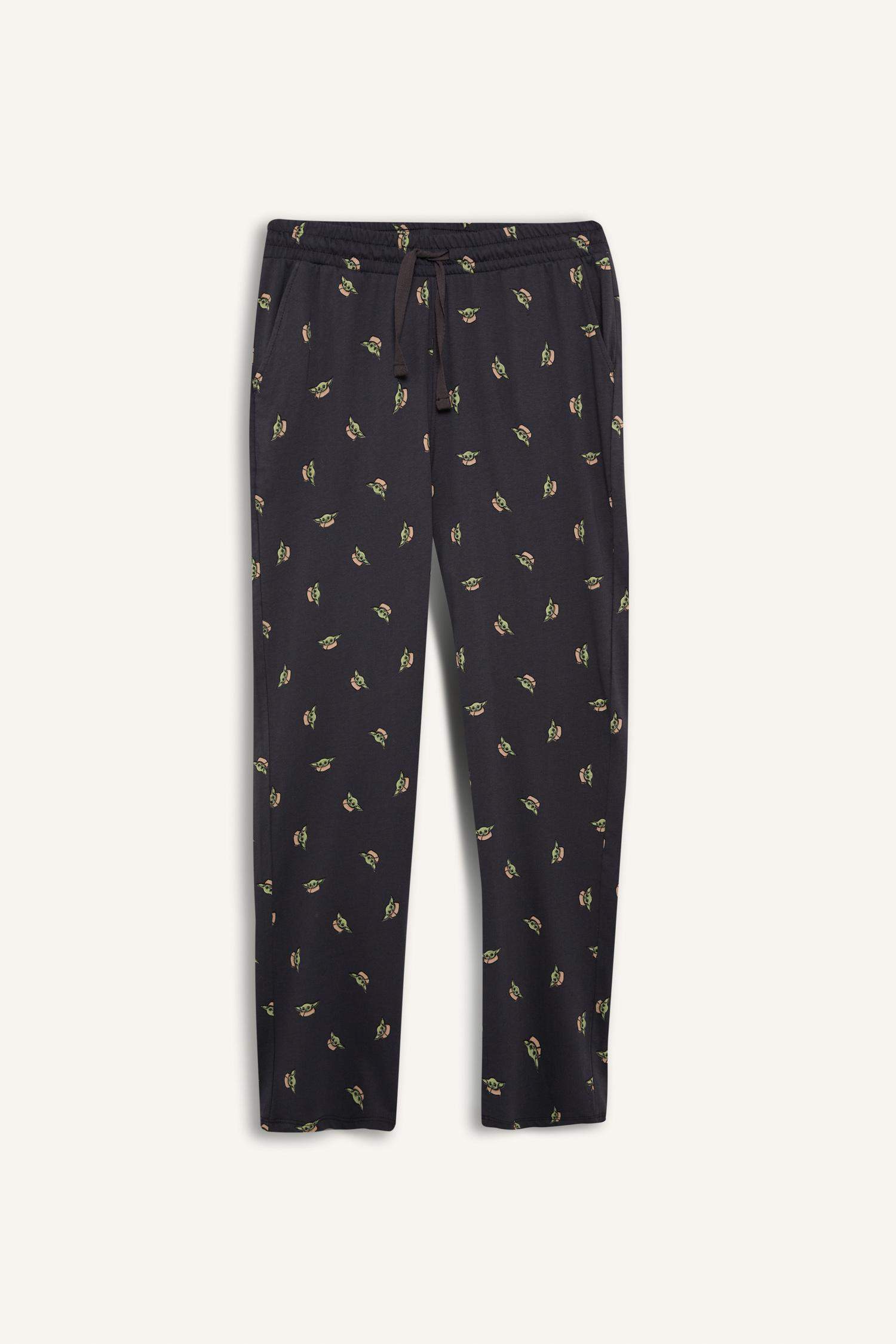 Star Wars-Mandalorian Pijama Takımı Regular Fit Uzun Kollu Üst Beli Lastikli Uzun Alt