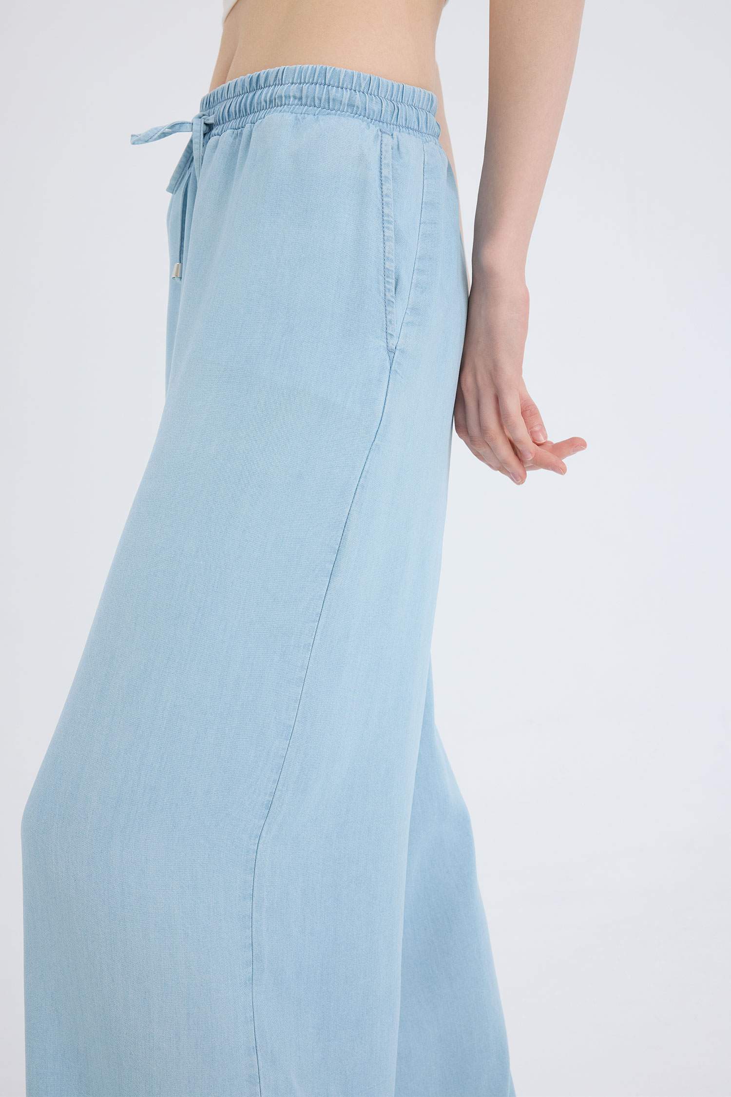 Yüksek Bel Düz Paça Tensel Yıkamalı Pantolon