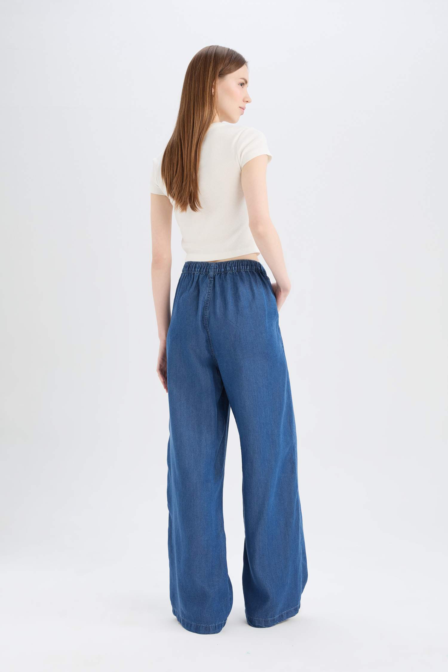 Широкие мягкие джинсы pull-on с высокой посадкой и эффектом стирки