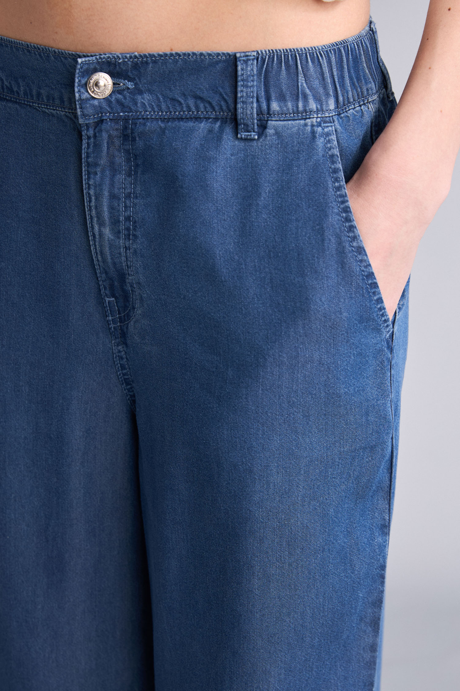 DeFacto Wide Leg Akışkan Kumaş Yüksek Bel Jean Pantolon görsel 4