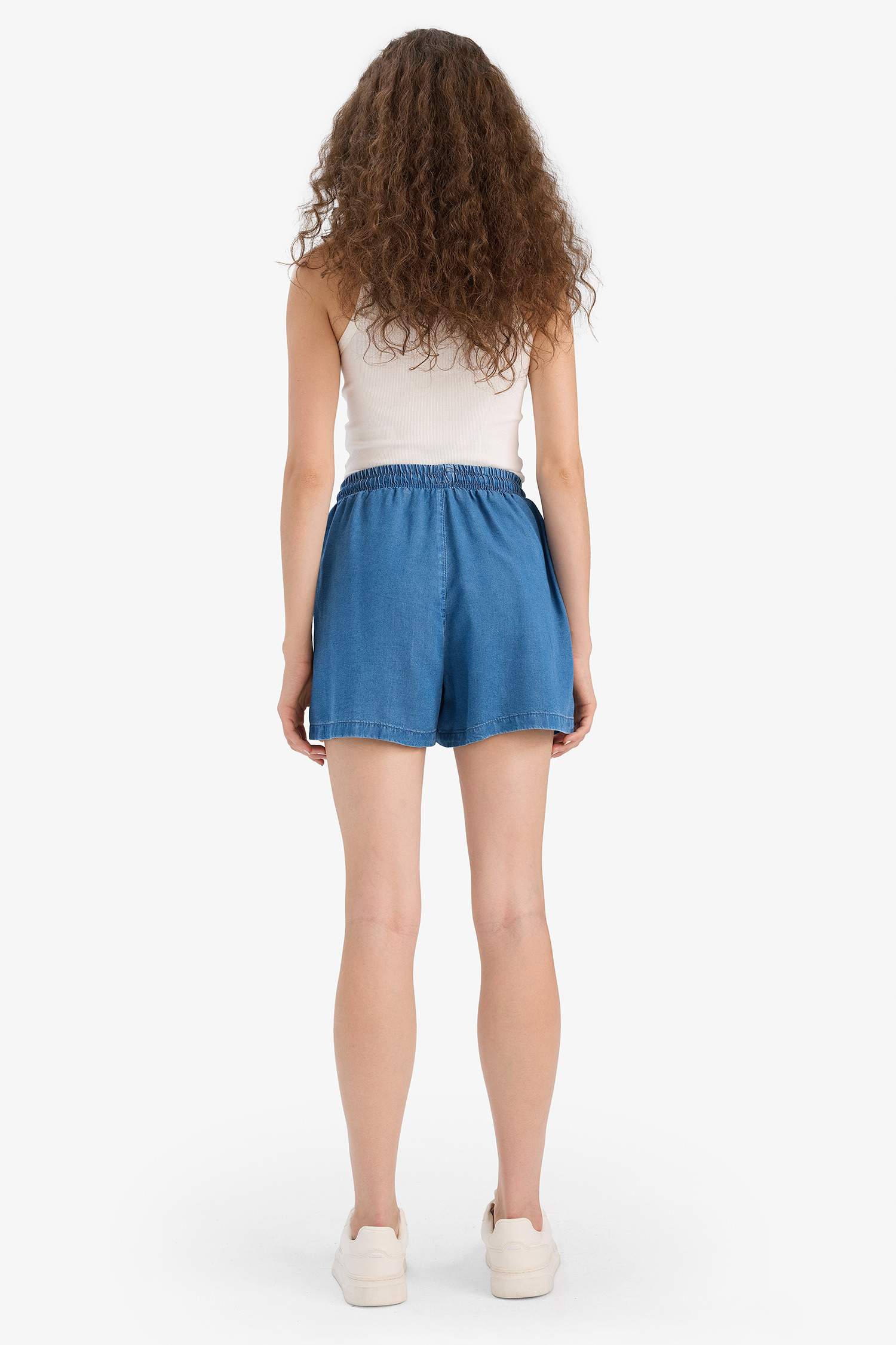 Шорты из тенселя с высокой посадкой