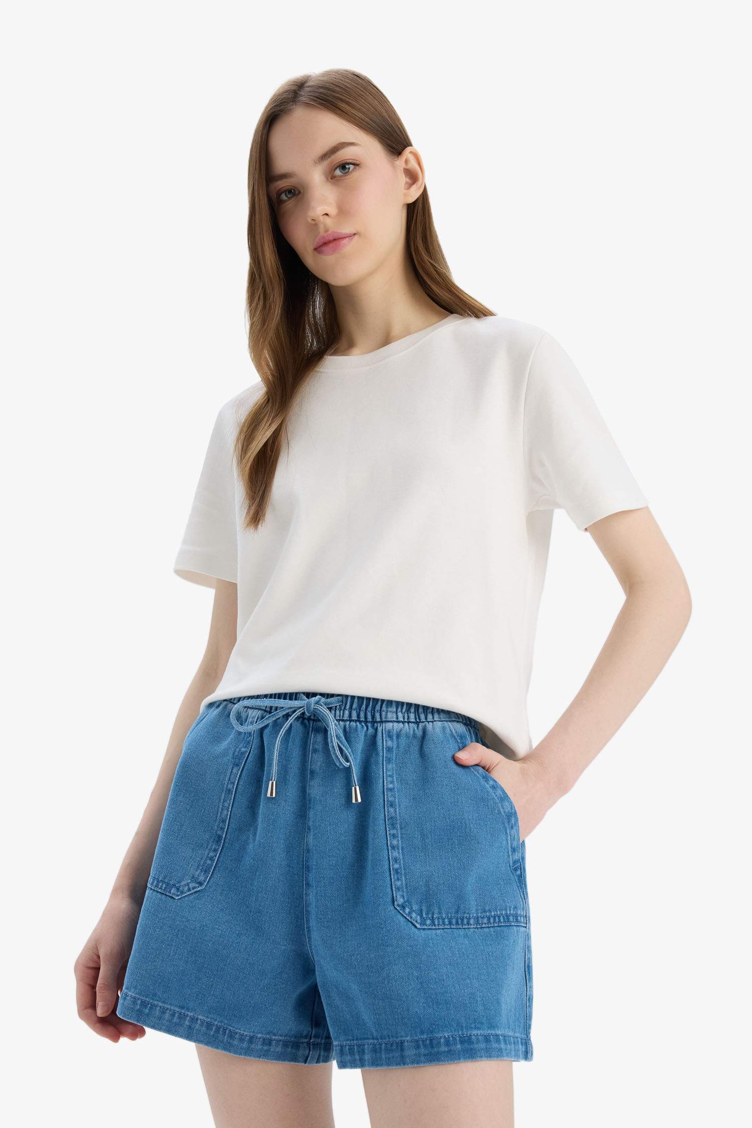 Высокая талия и короткие мягкие джинсовые шорты