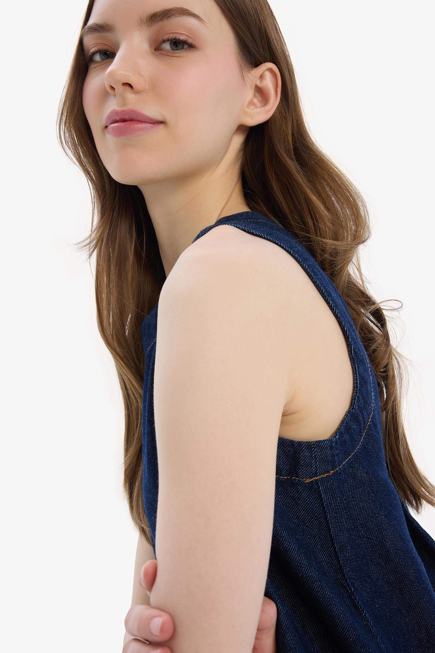 Fashion Fit Crew Neck Sleeveless Soft Denim Dress